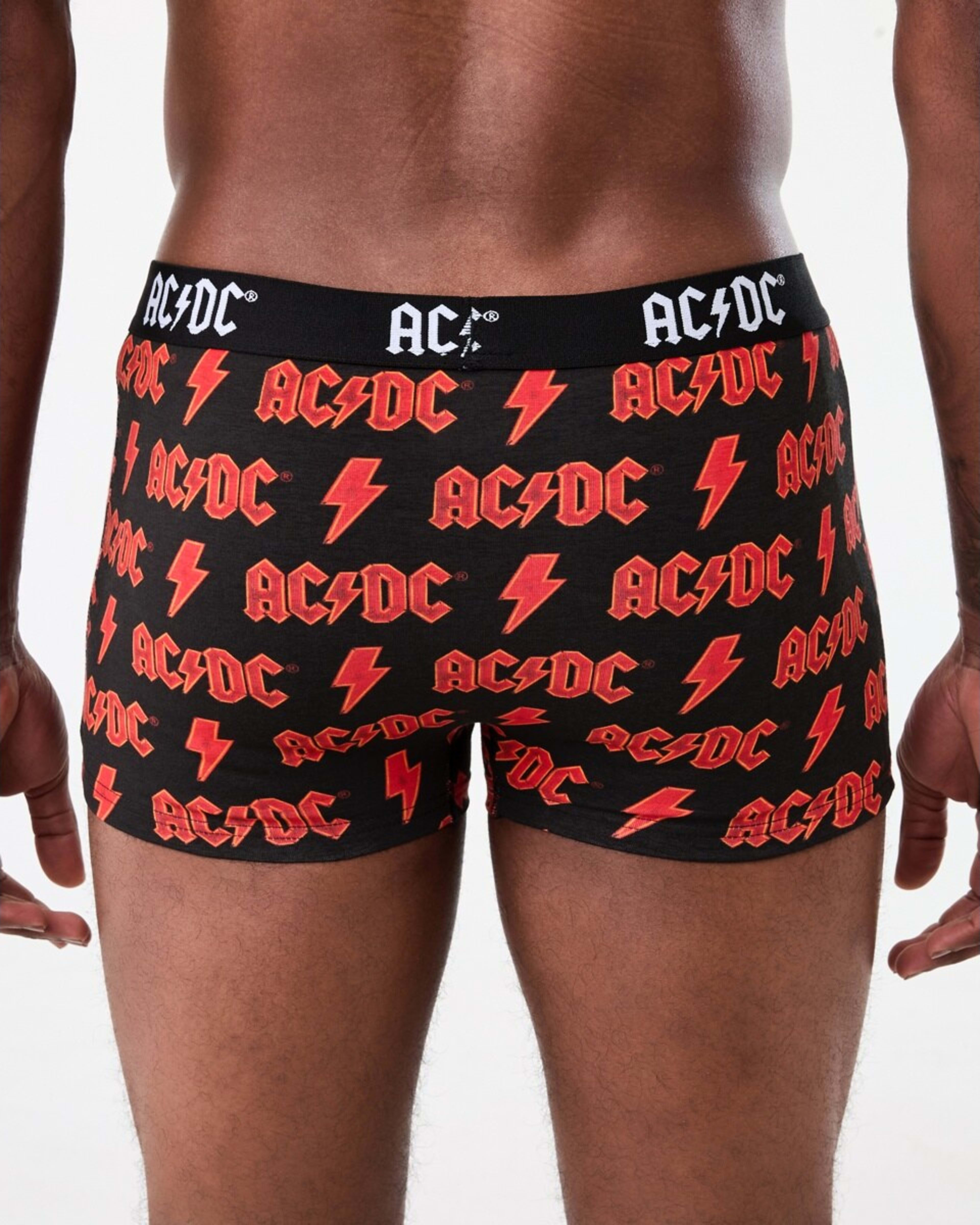 6 3 Pack AC/DC License Trunks Acdc S26, 6 of 8