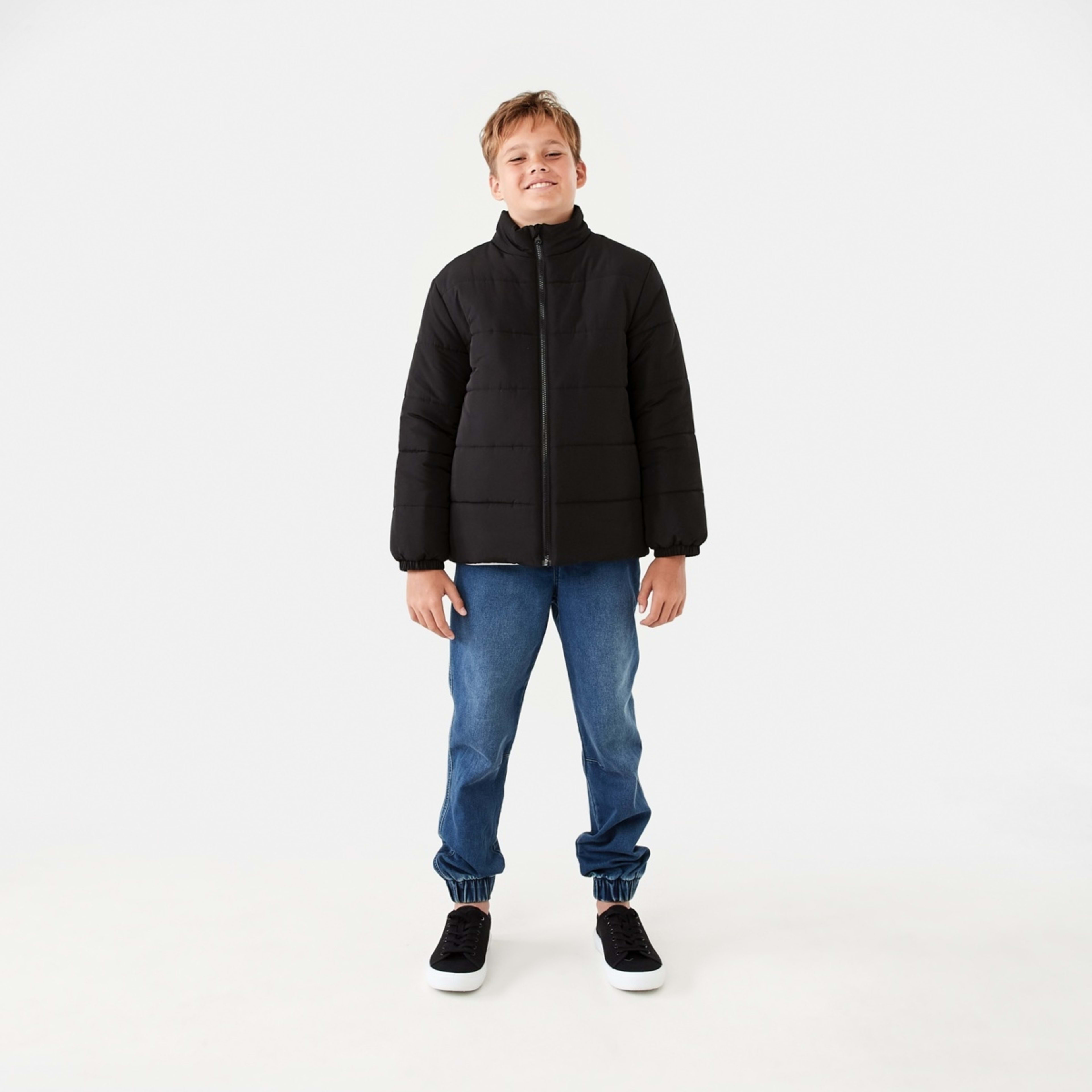 7 Lightweight Puffer Jacket Black, 7 of 10