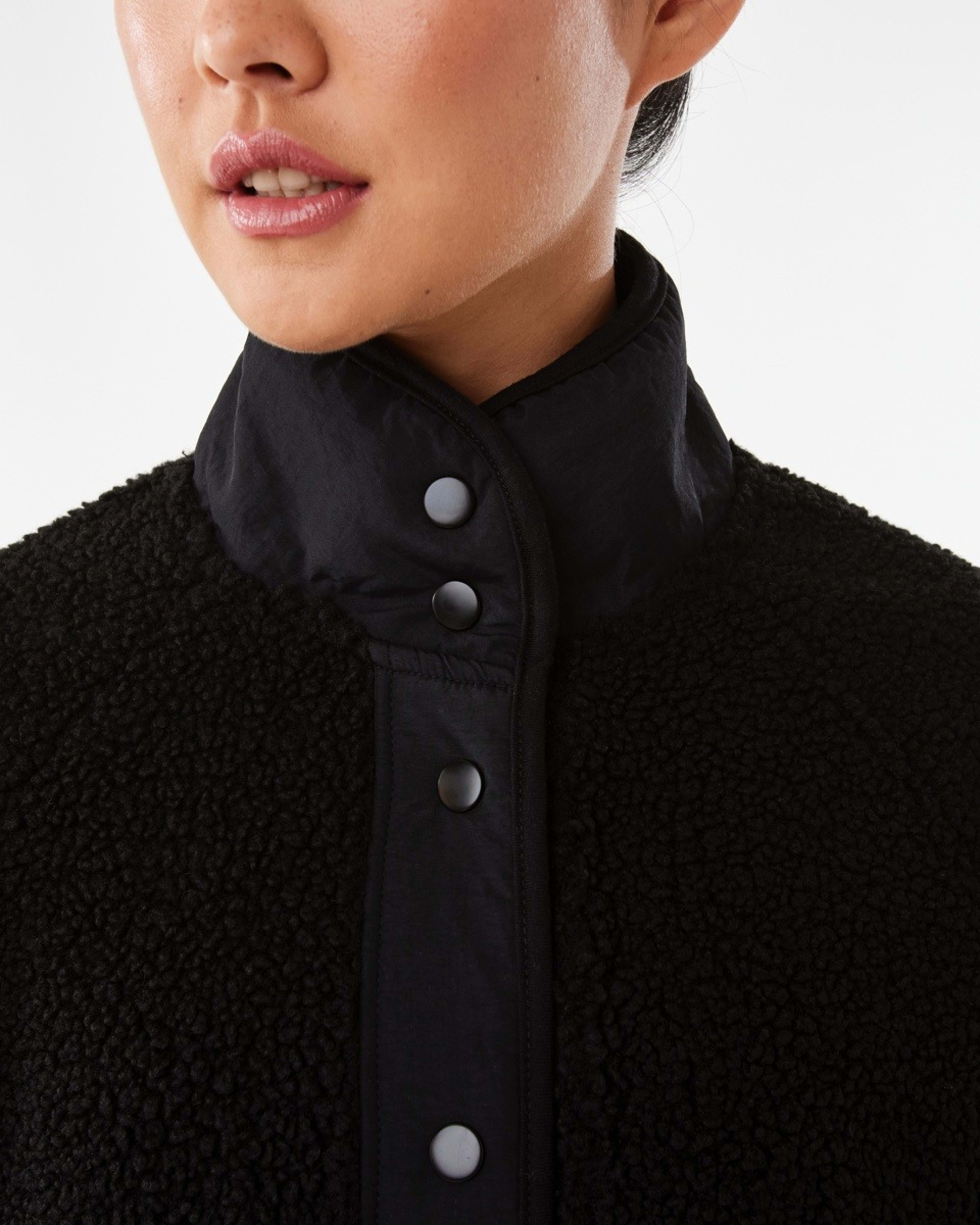 7 Active Womens Sherpa Patch Jacket Black, 7 of 9