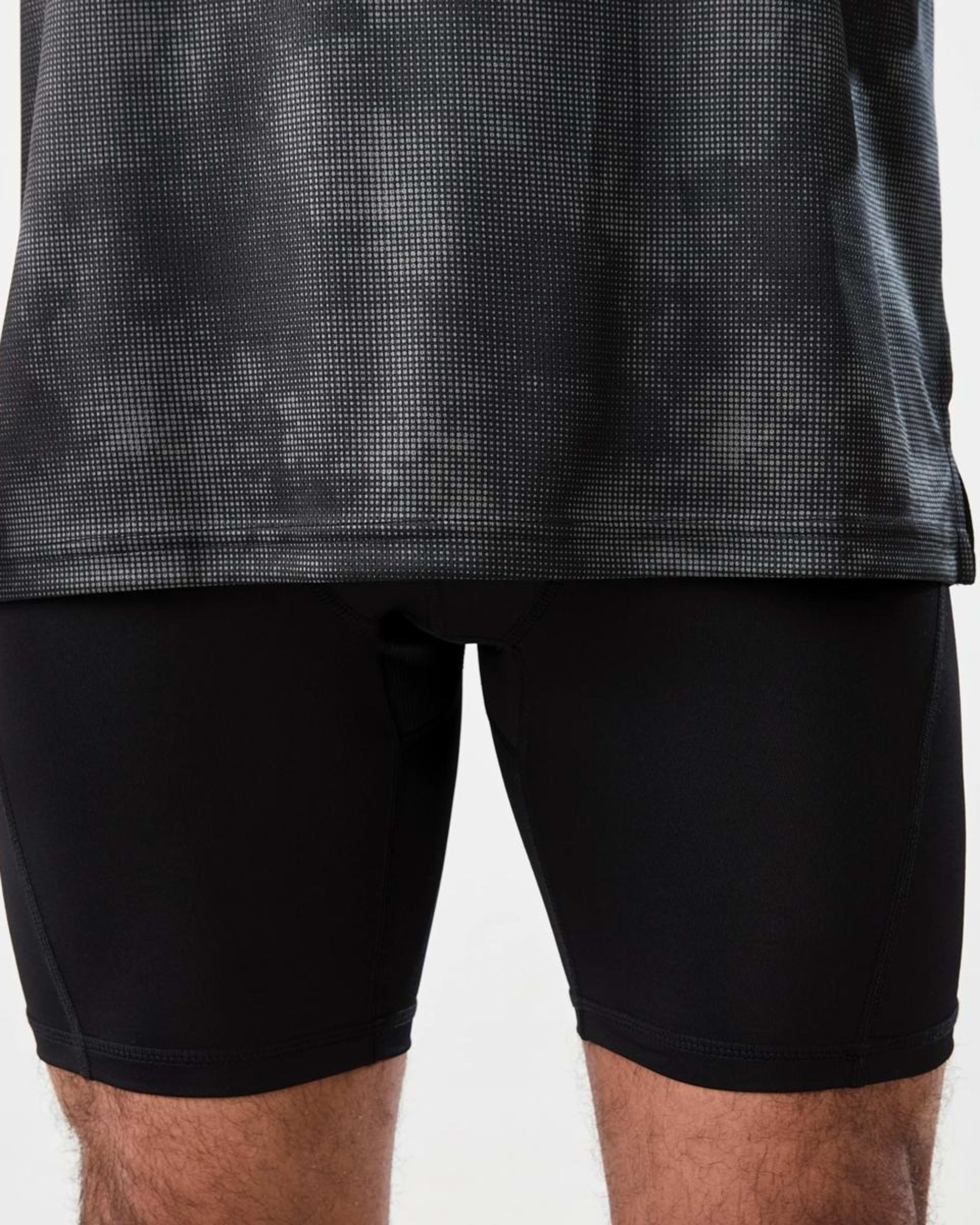 1 Active Mens Training Shorts BLACK