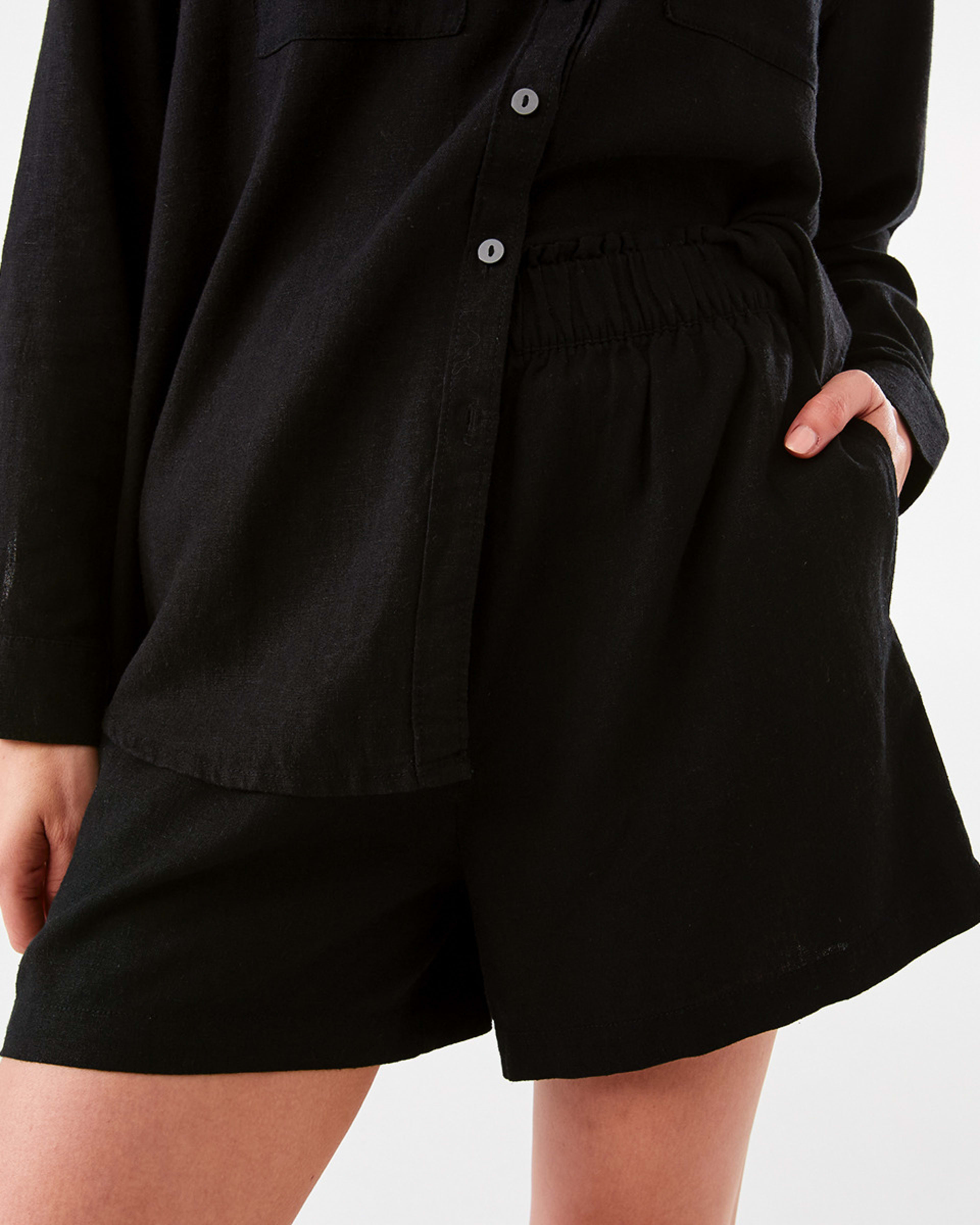 1 Linen Blend Pull On Shorts Black