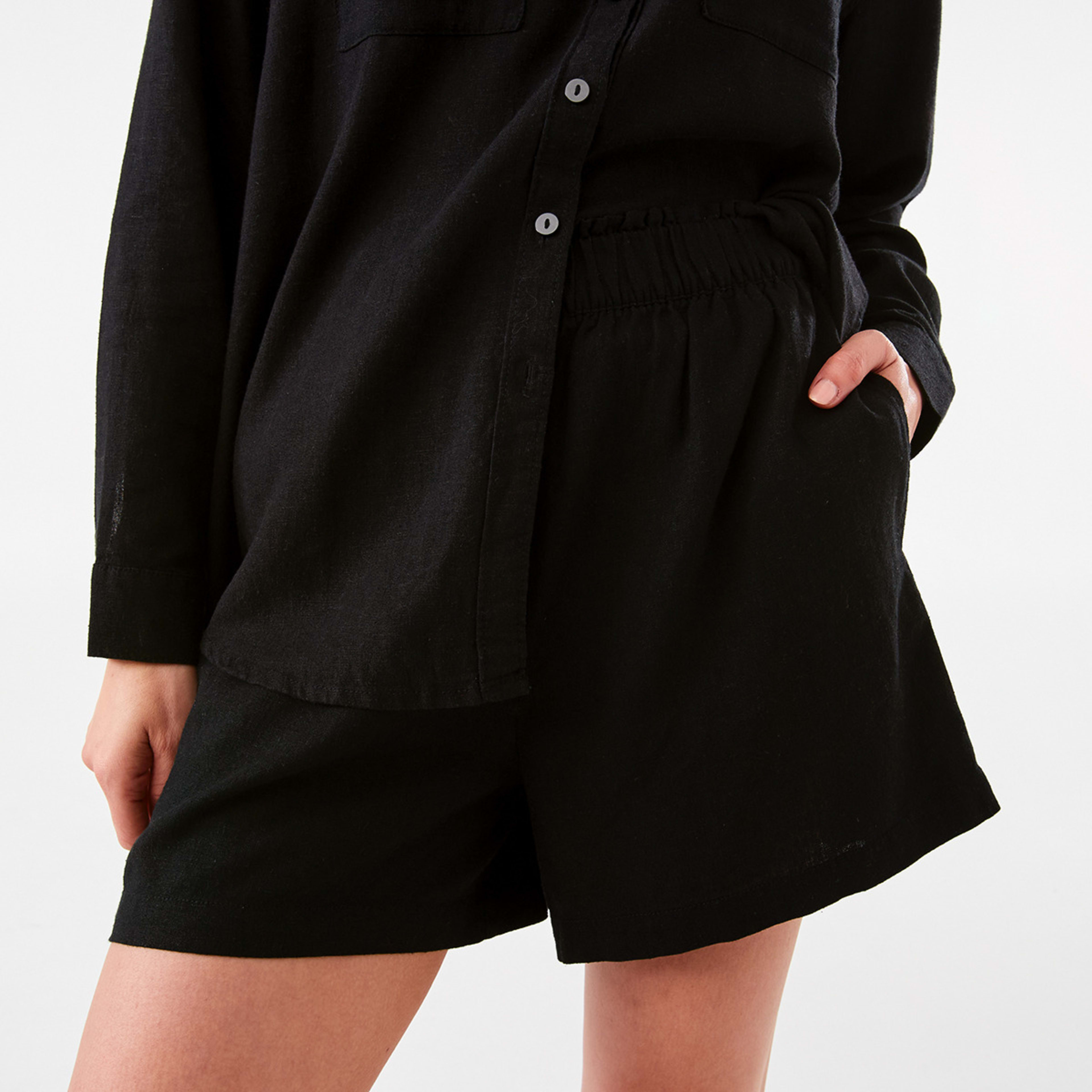 1 Linen Blend Pull On Shorts Black, 1 of 6