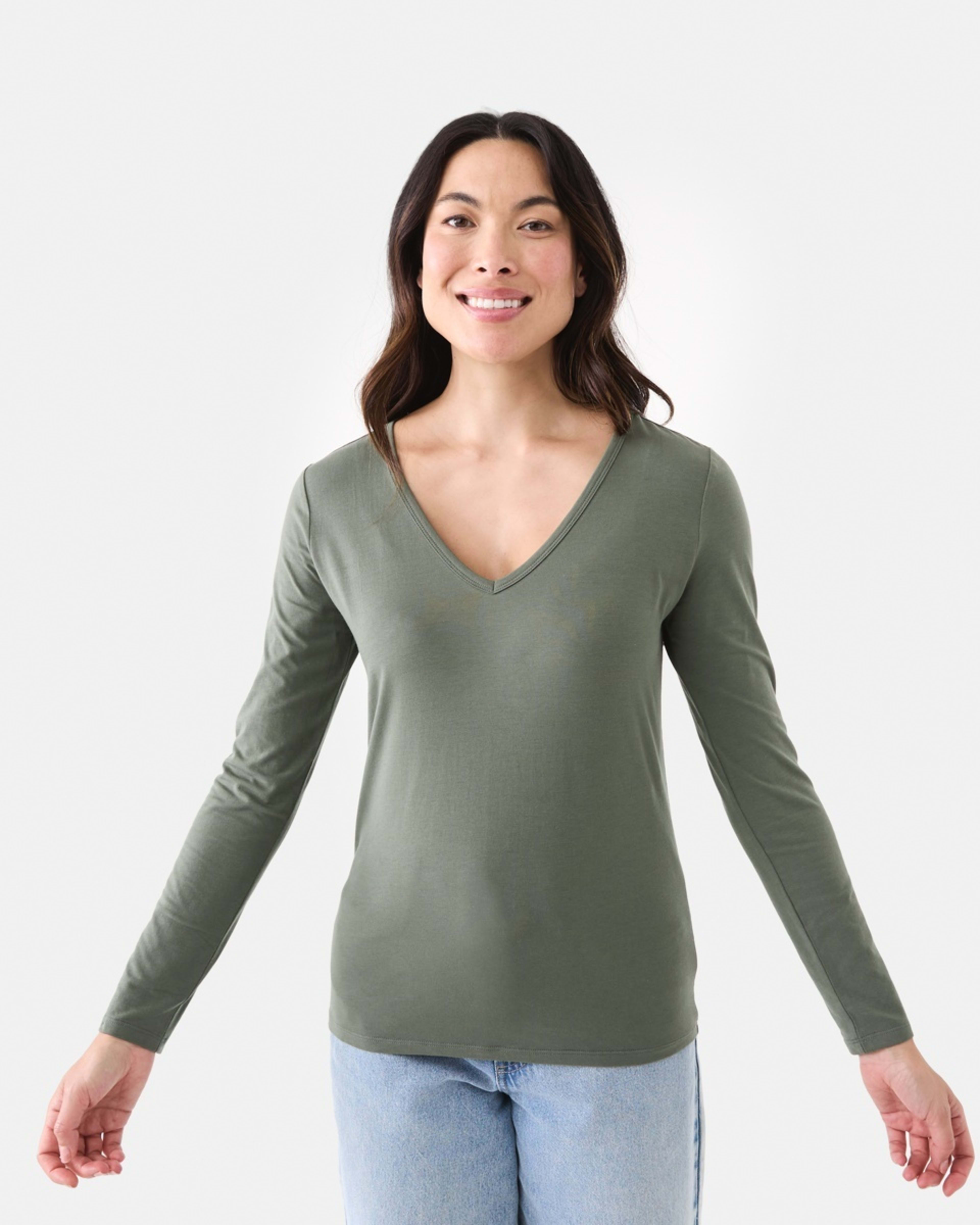 1 Long Sleeve Stretch V-Neck T-shirt Grn Olive, 1 of 5