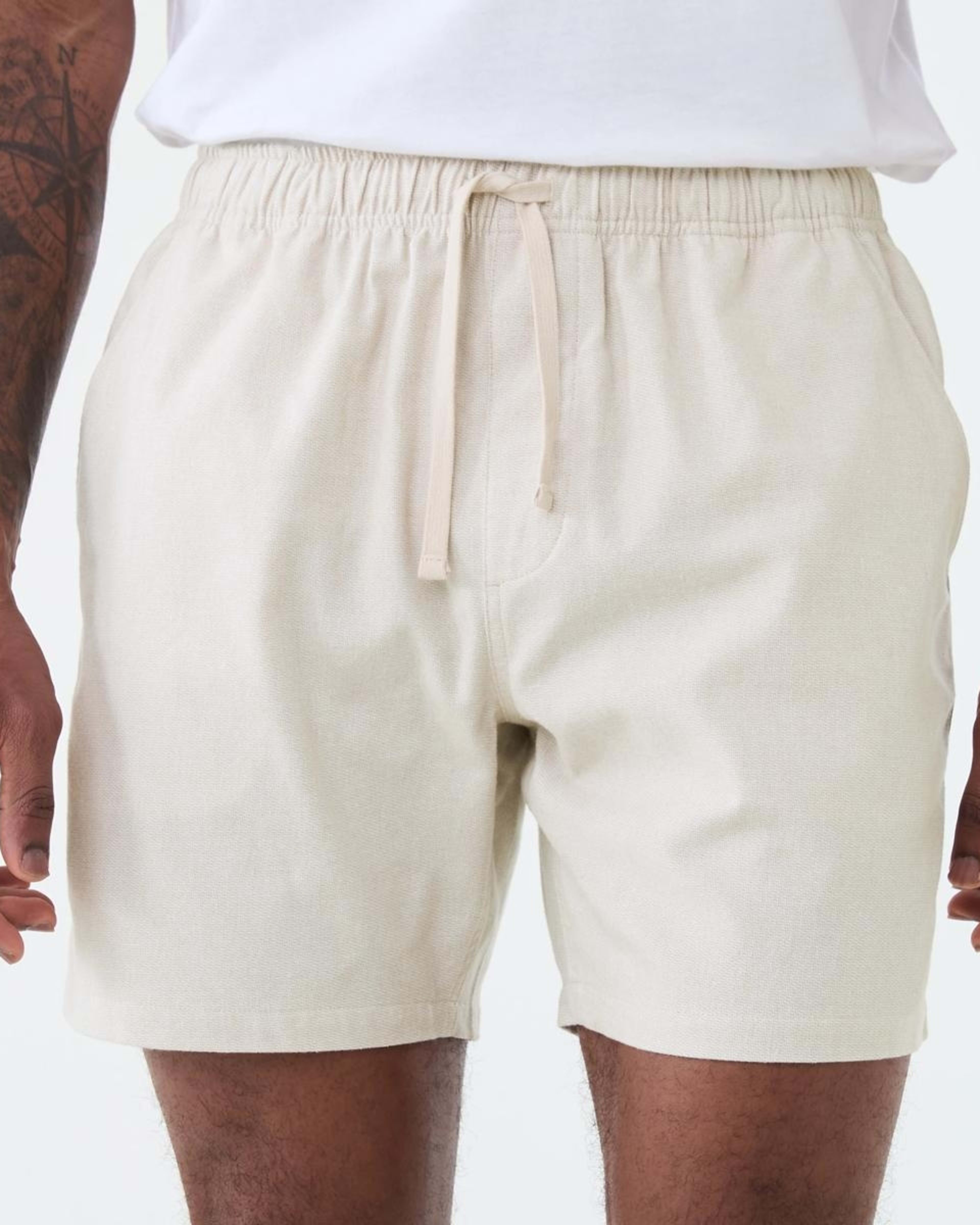1 Textured Volley Shorts NATURAL YD