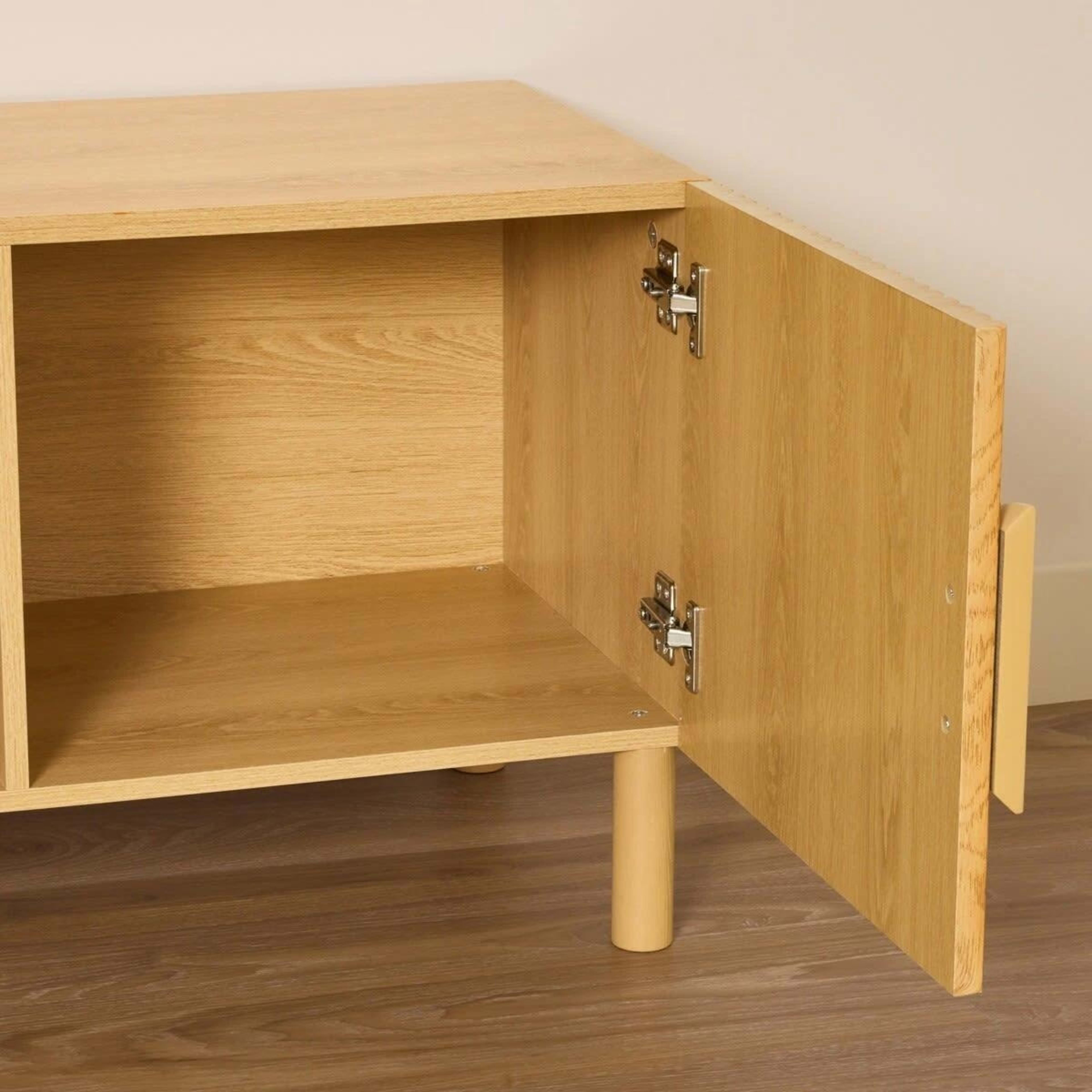 9 Ryan Entertainment Unit, 9 of 9