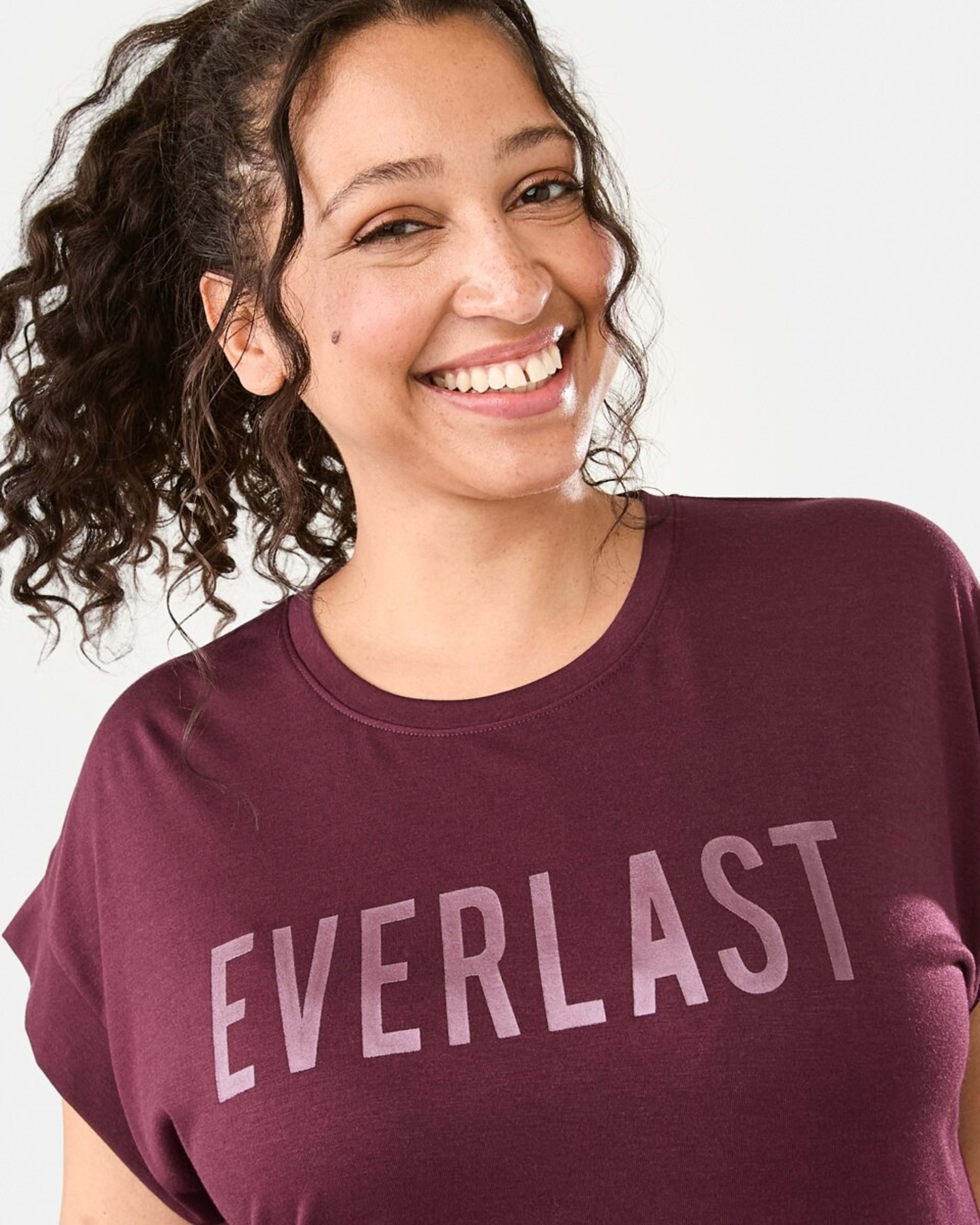 4 Everlast Womens Relaxed Long T-shirt Cherry, 4 of 7