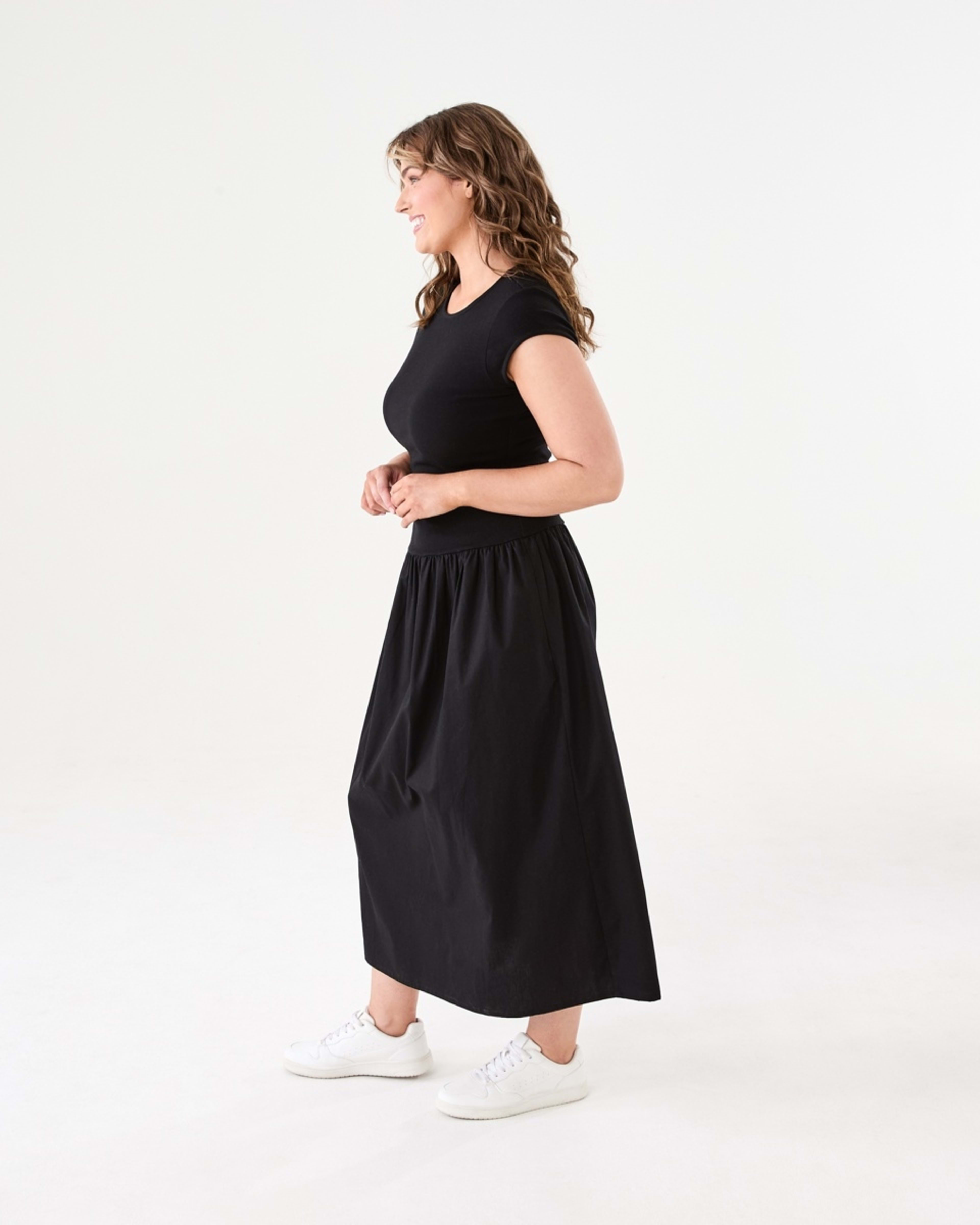 2 Short Sleeve Drop Waist Midi Dress BLACK, 2 of 6