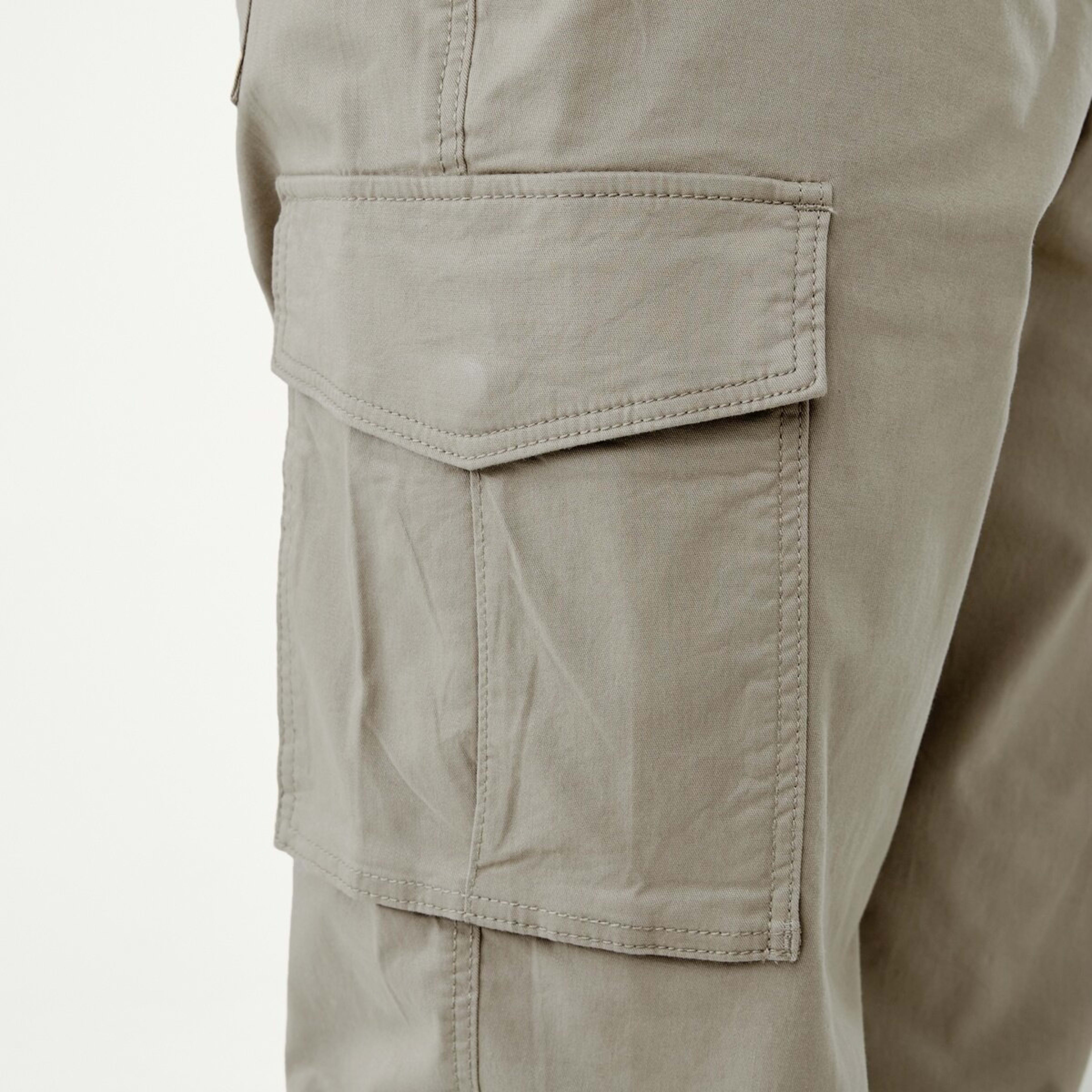 6 Elastic Waist and Cuffed Cargo Pants Aluminium, 6 of 7