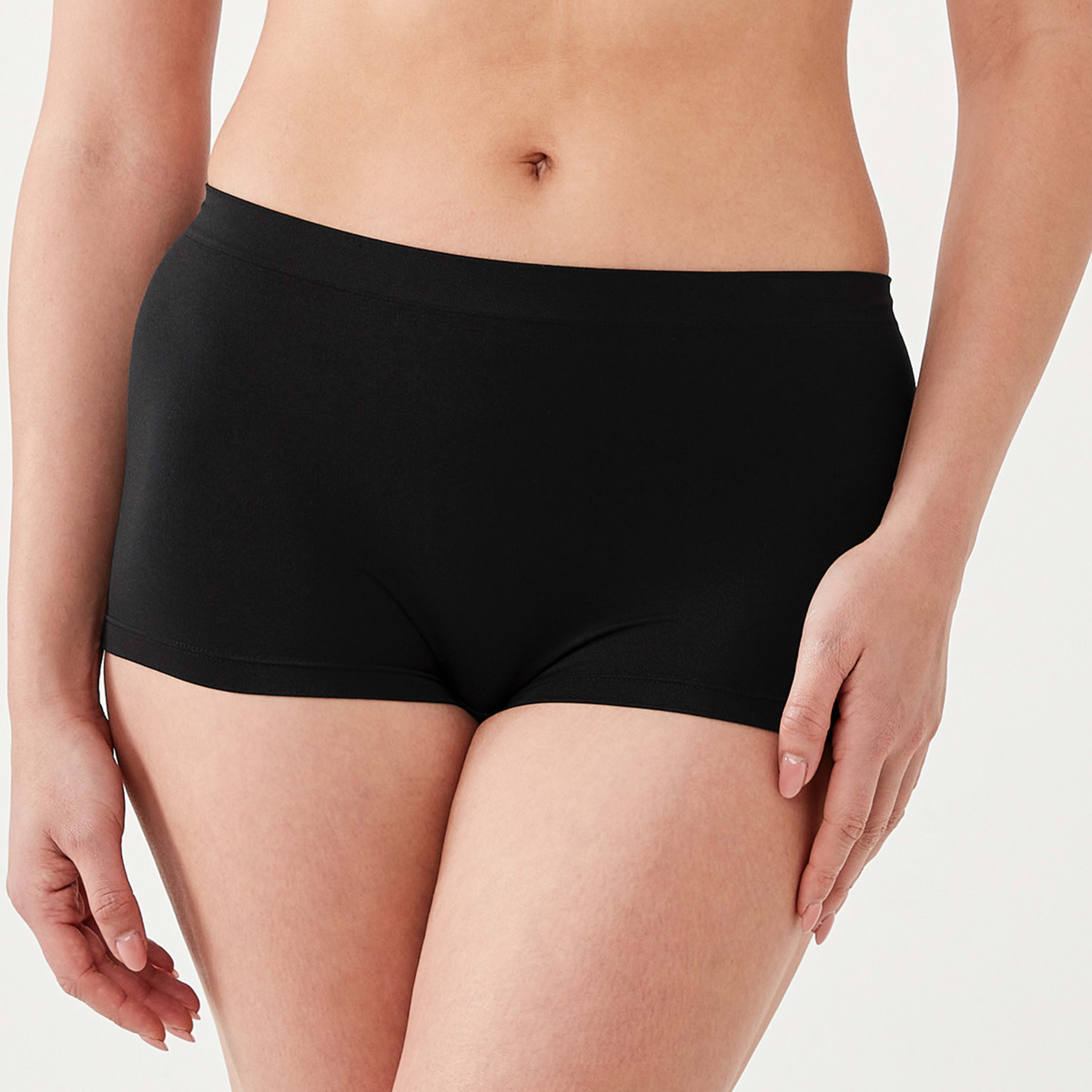 3 3 Pack Seamfree Boyleg Briefs Black, 3 of 7