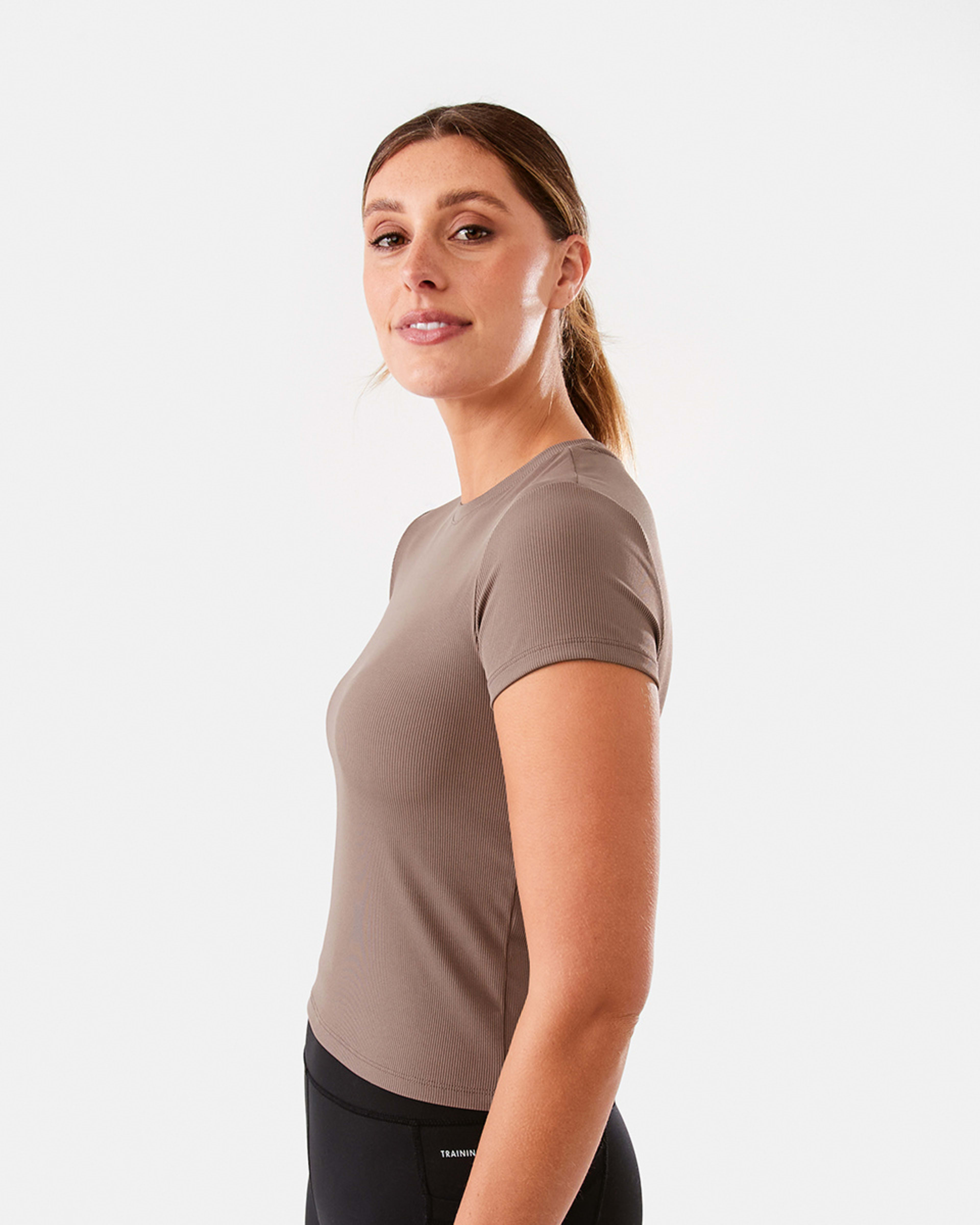 2 Active Womens Rib T-shirt Wd Taupe, 2 of 6