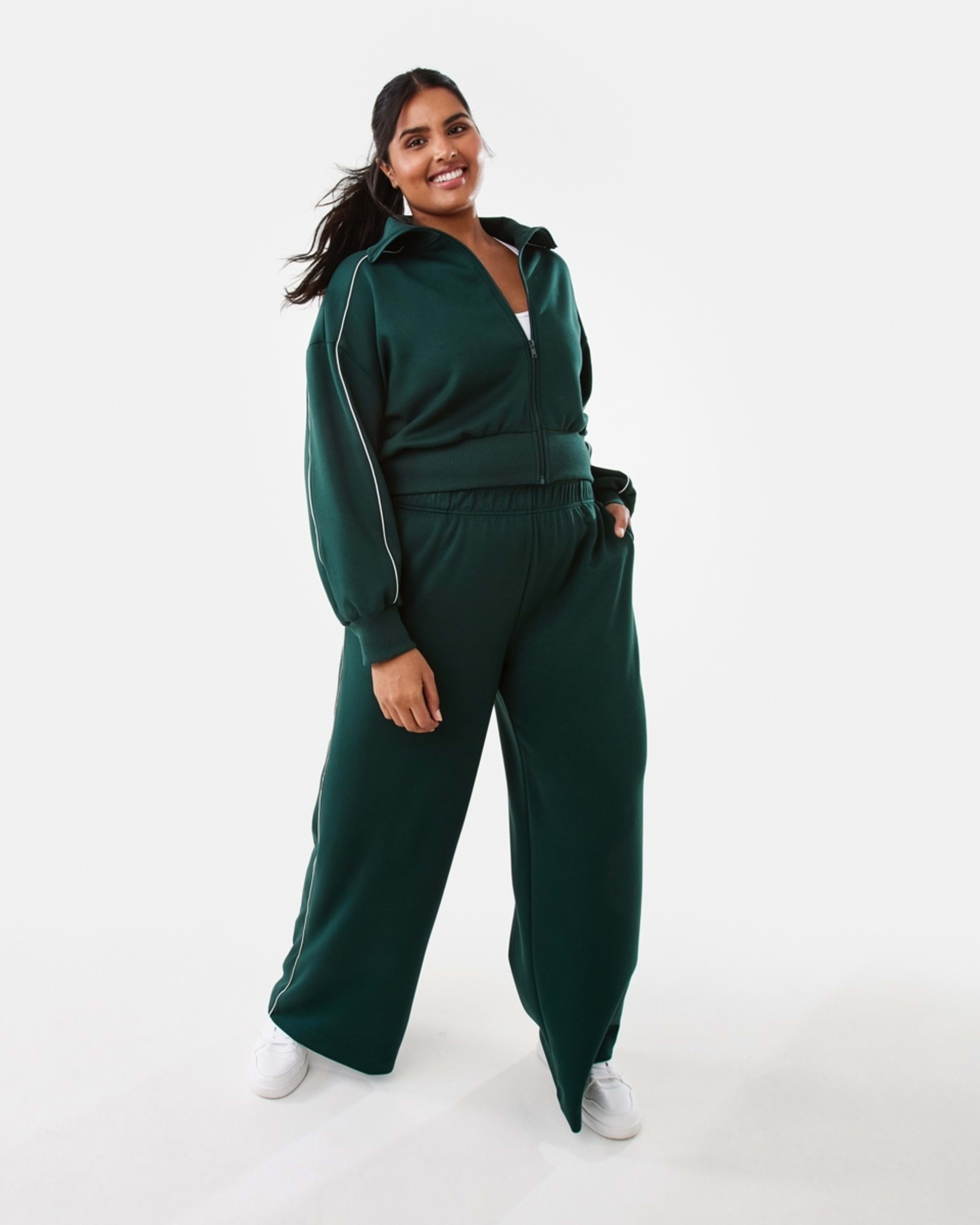 4 Active Womens Interlock Tipping Trackpants Grn Yucca, 4 of 8