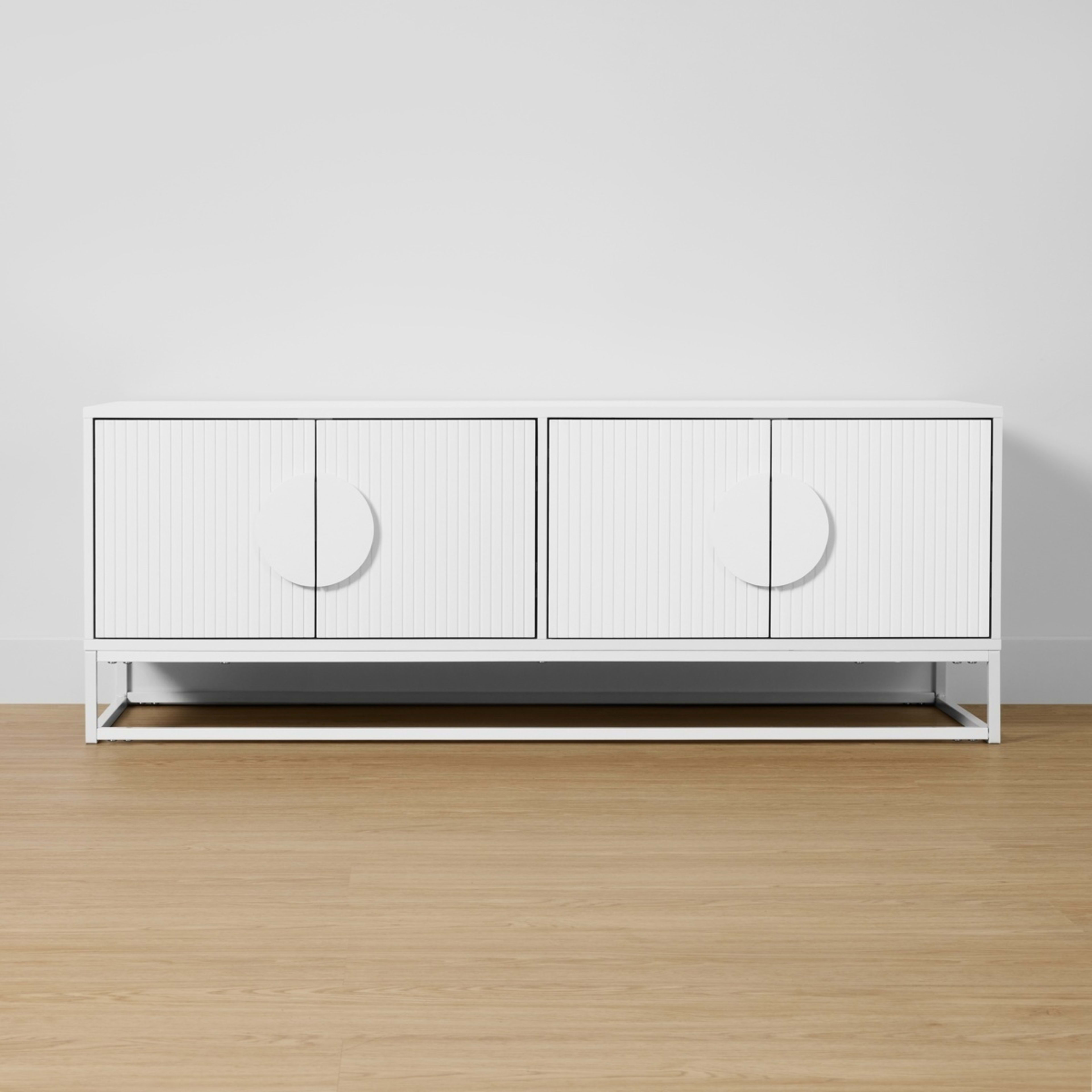 3 Stevie Entertainment Unit, 3 of 10