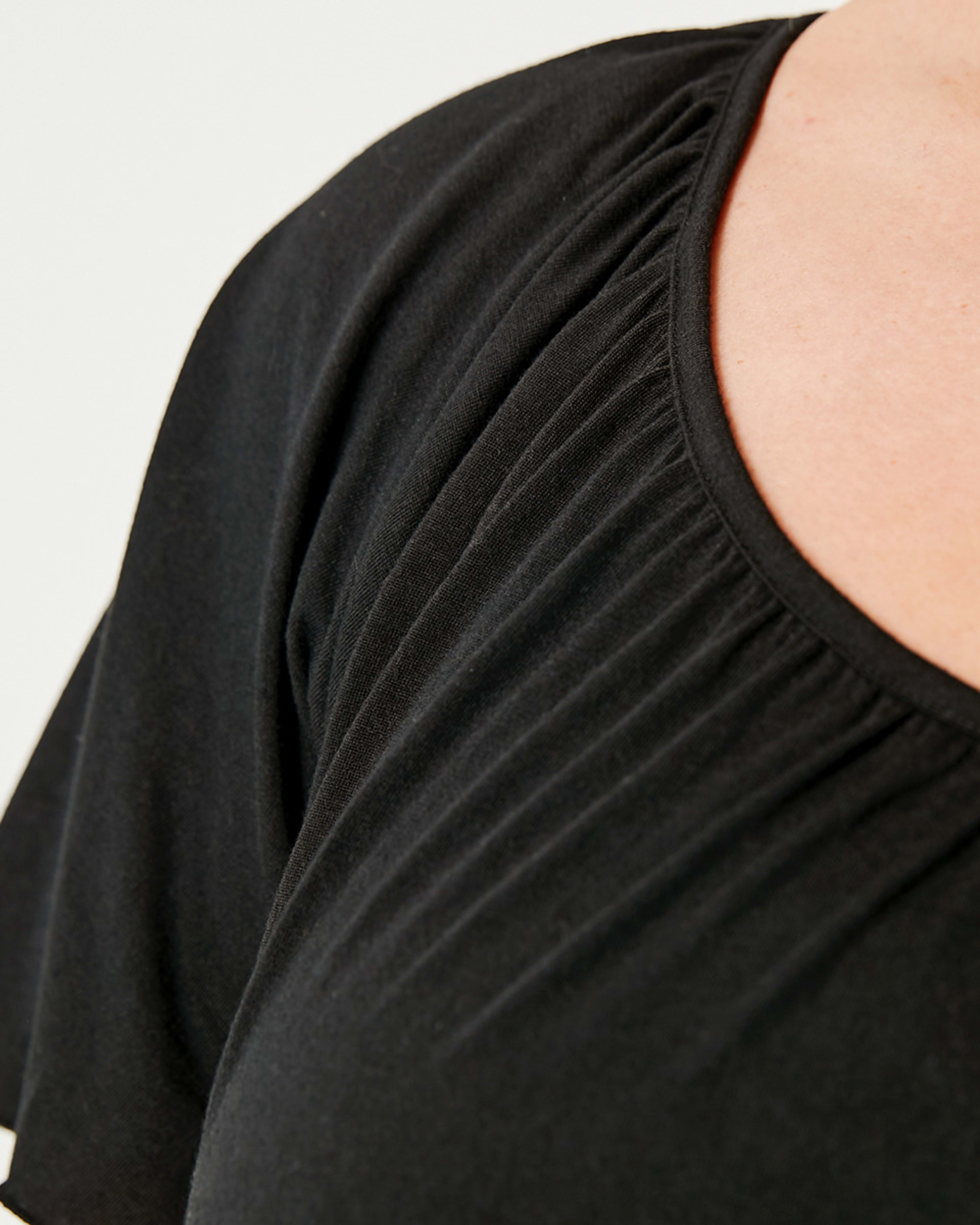 5 Curve Short Flutter Sleeve T-shirt Black, 5 of 5