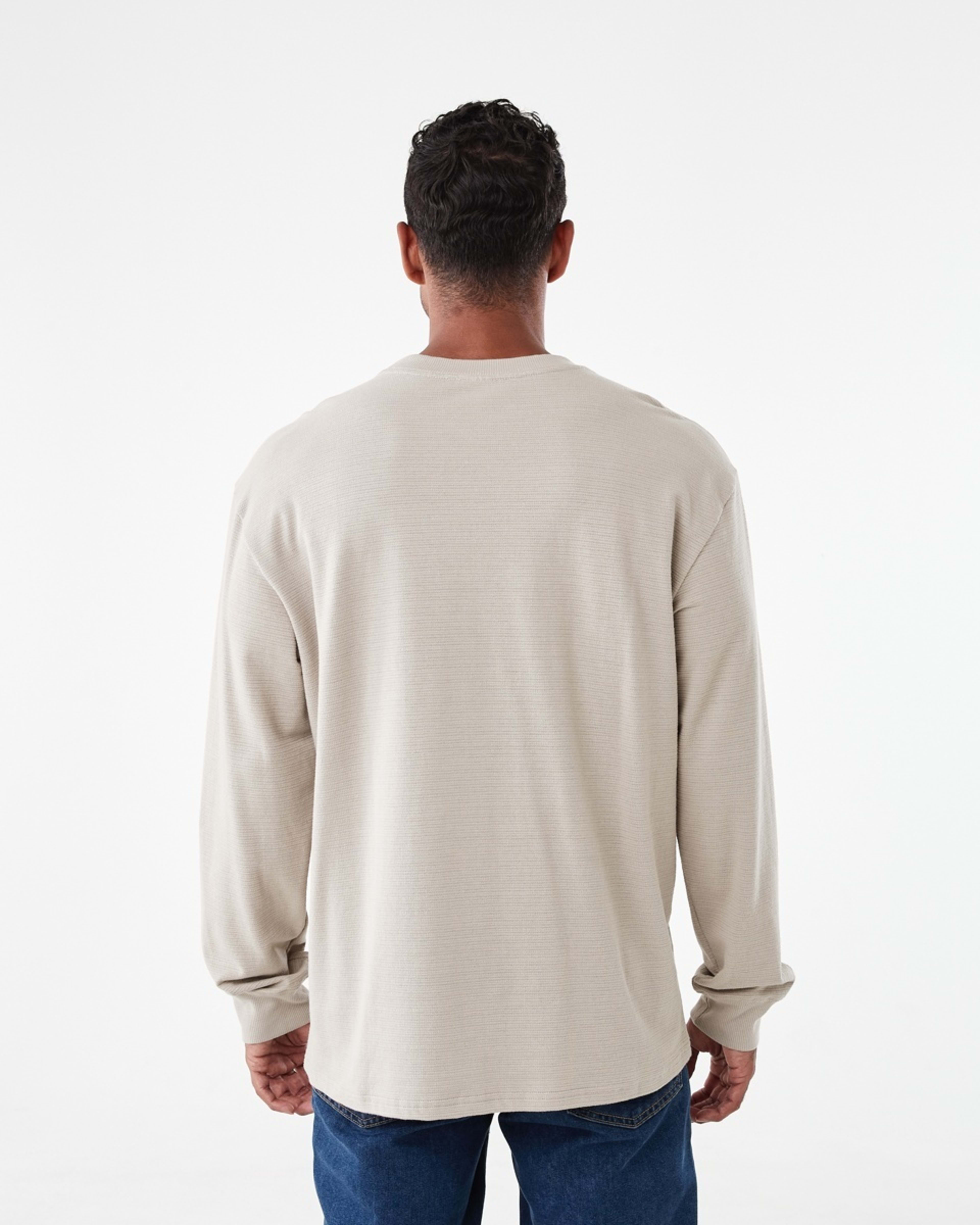 3 Long Sleeve Oversized Textured T-shirt Bge String, 3 of 5