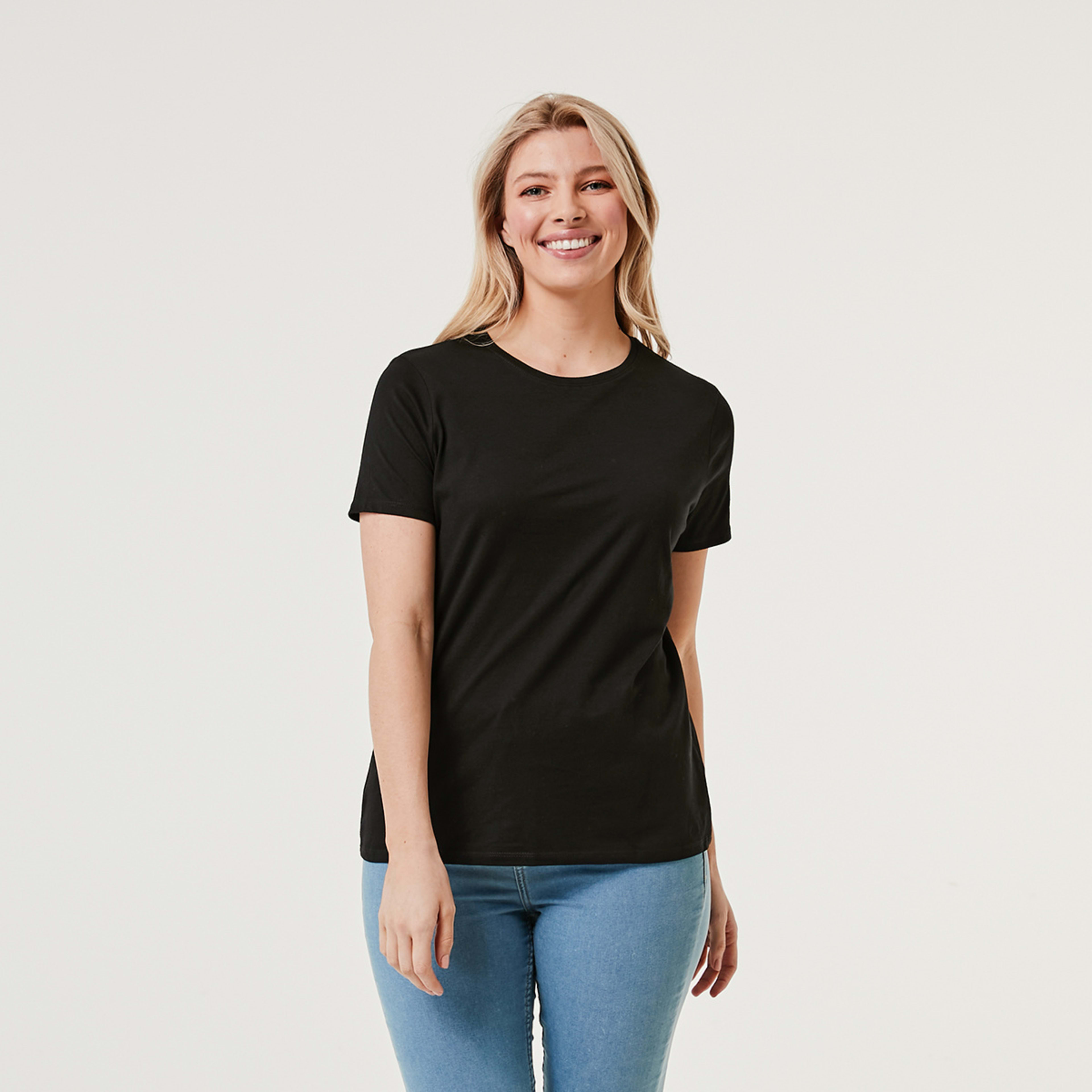 1 Basic T-shirt Black, 1 of 4