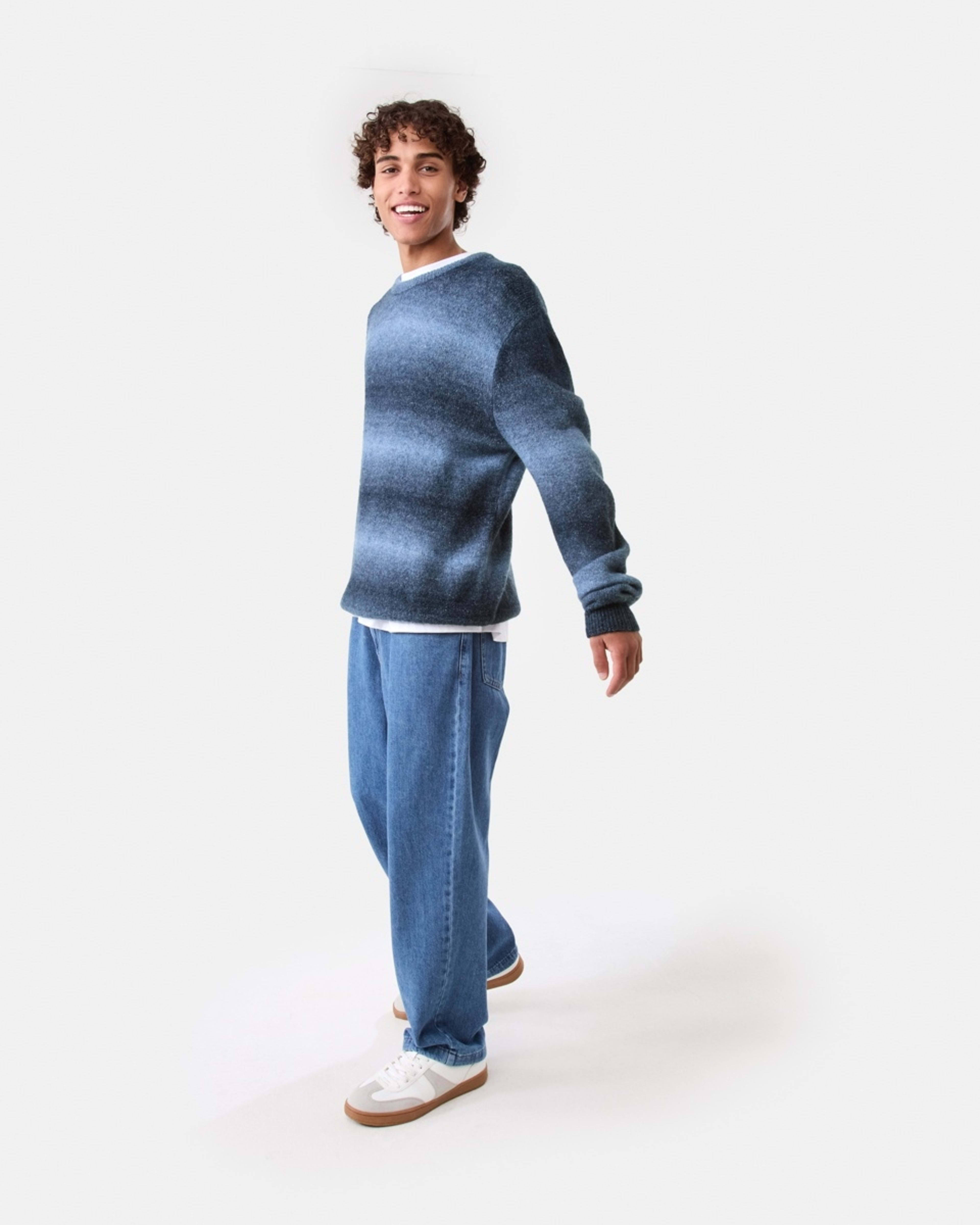 3 Ombre Jumper Nvy Ombre, 3 of 6