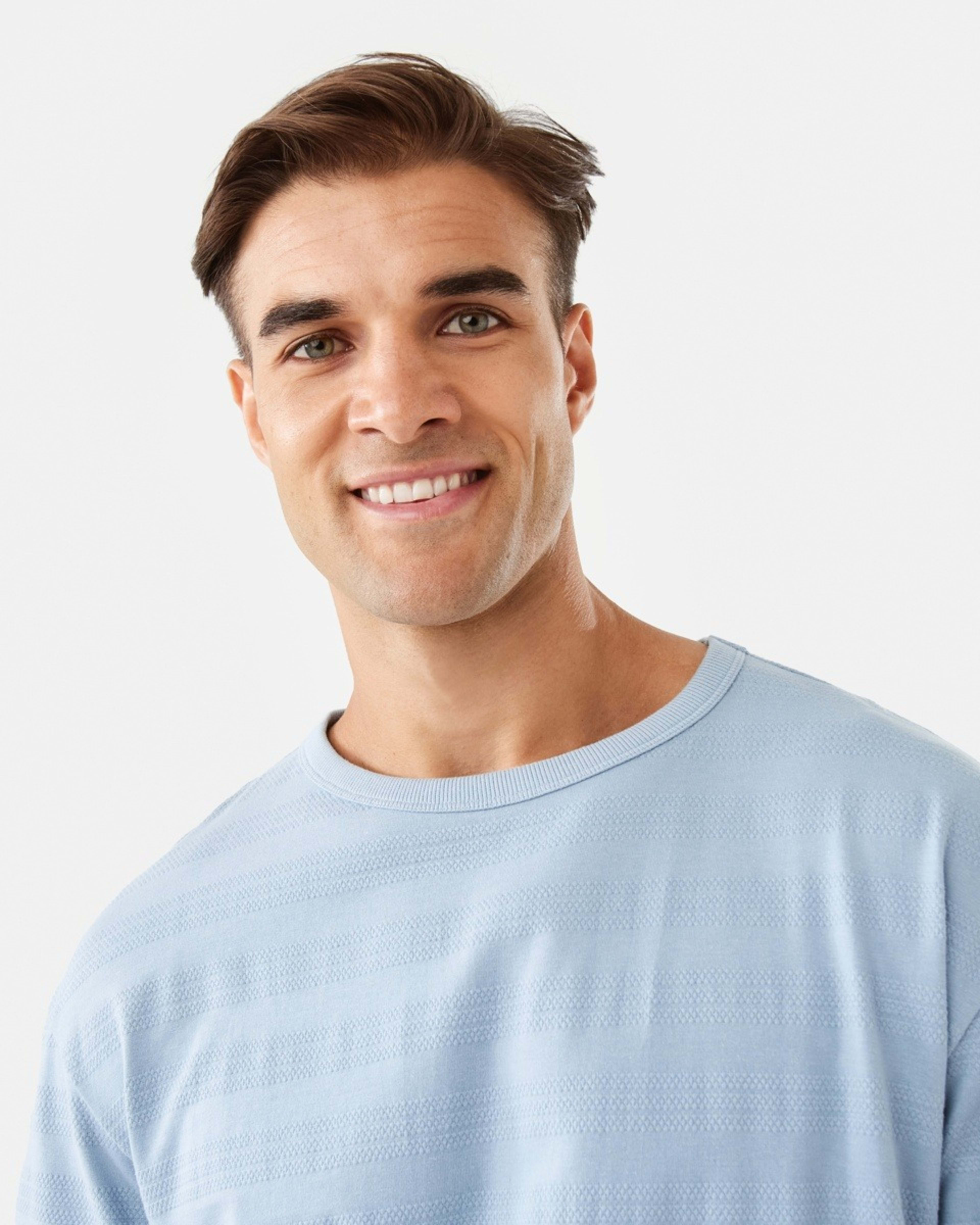 5 Oversized Textured T-shirt Blu Ash, 5 of 6
