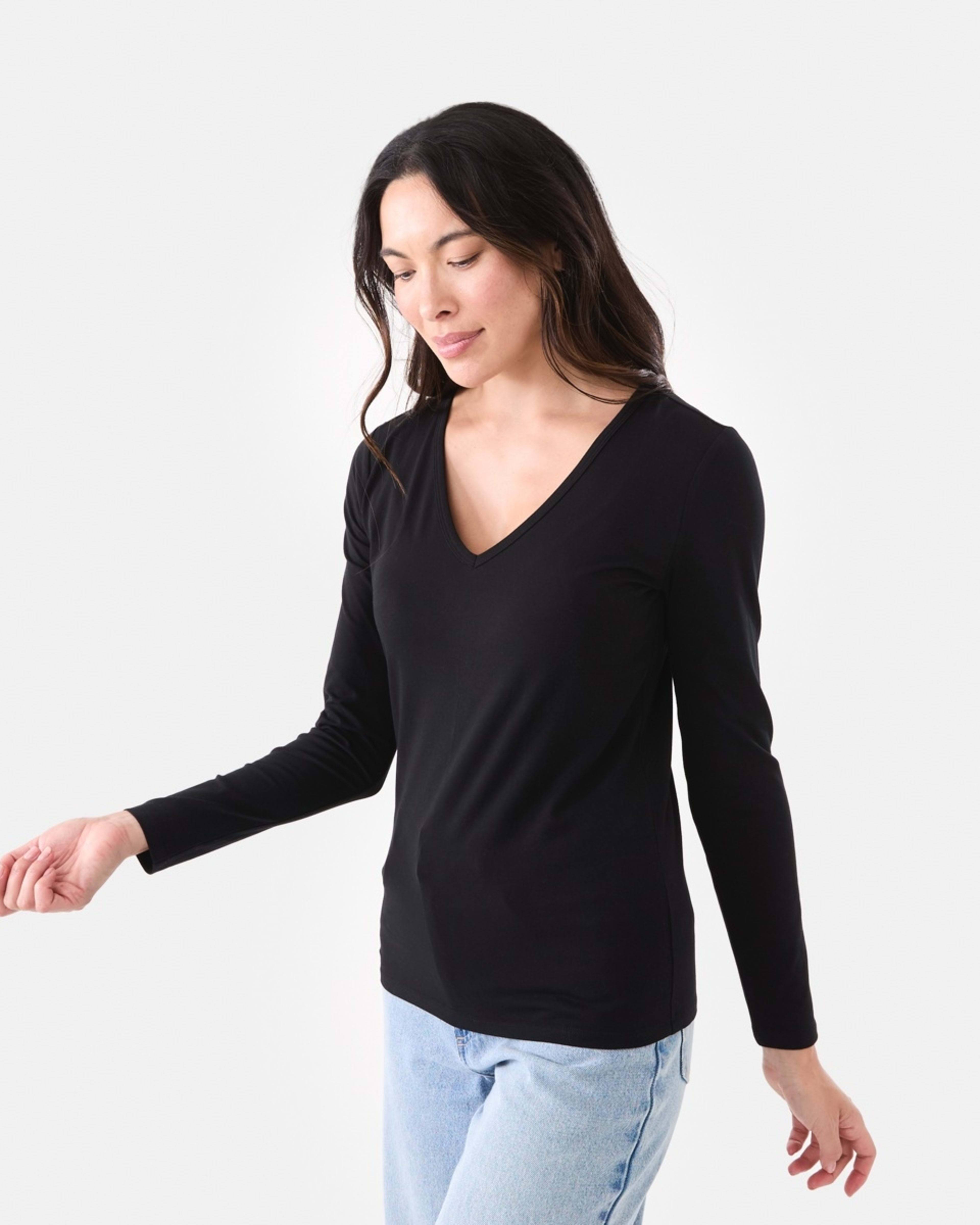 2 Long Sleeve Stretch V-Neck T-shirt Black, 2 of 5