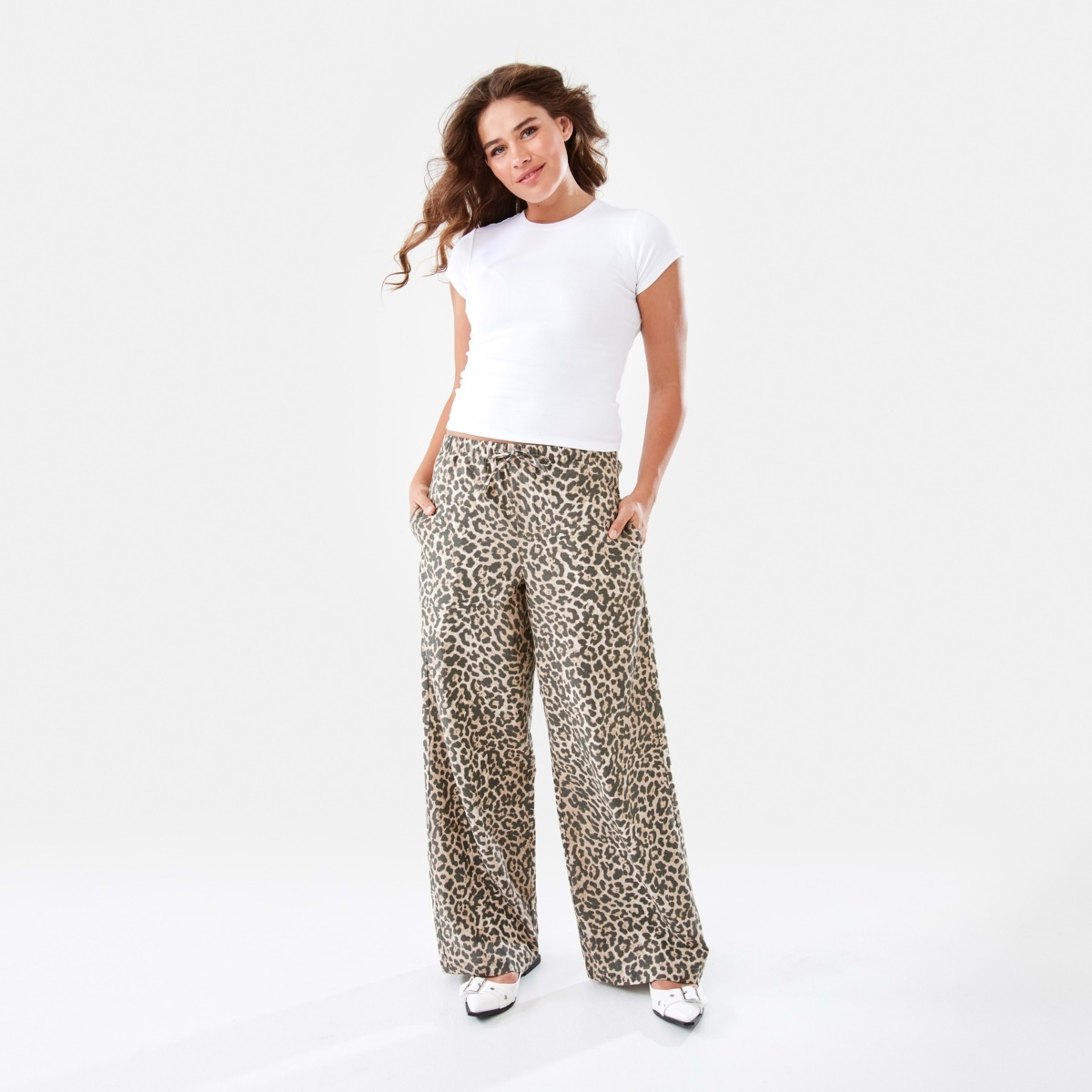 2 Linen Blend Wide Leg Pants Leopard, 2 of 10