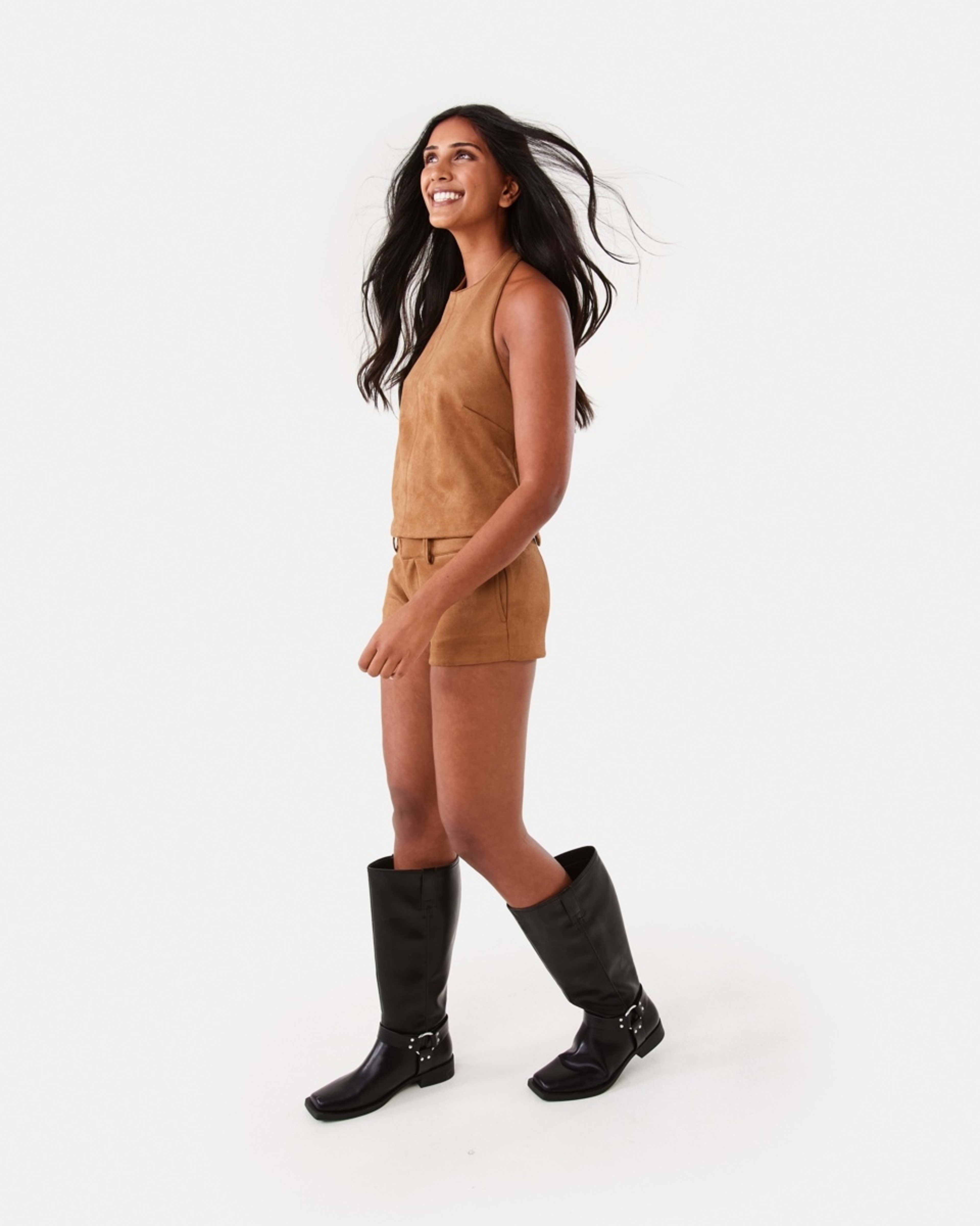 5 Sleeveless Halter Suede Top DEEP CAMEL, 5 of 10