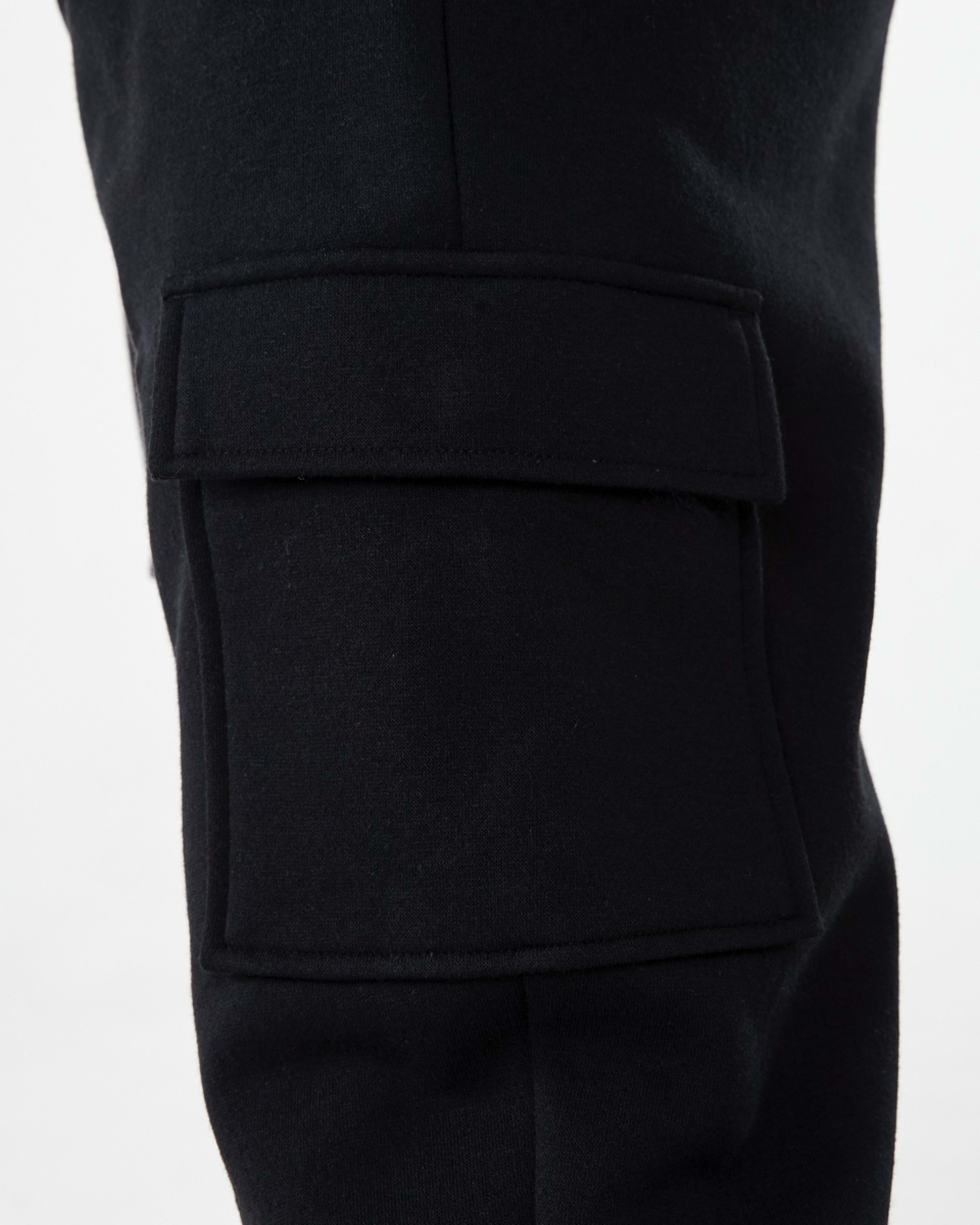 6 Cargo Trackpants Black, 6 of 6