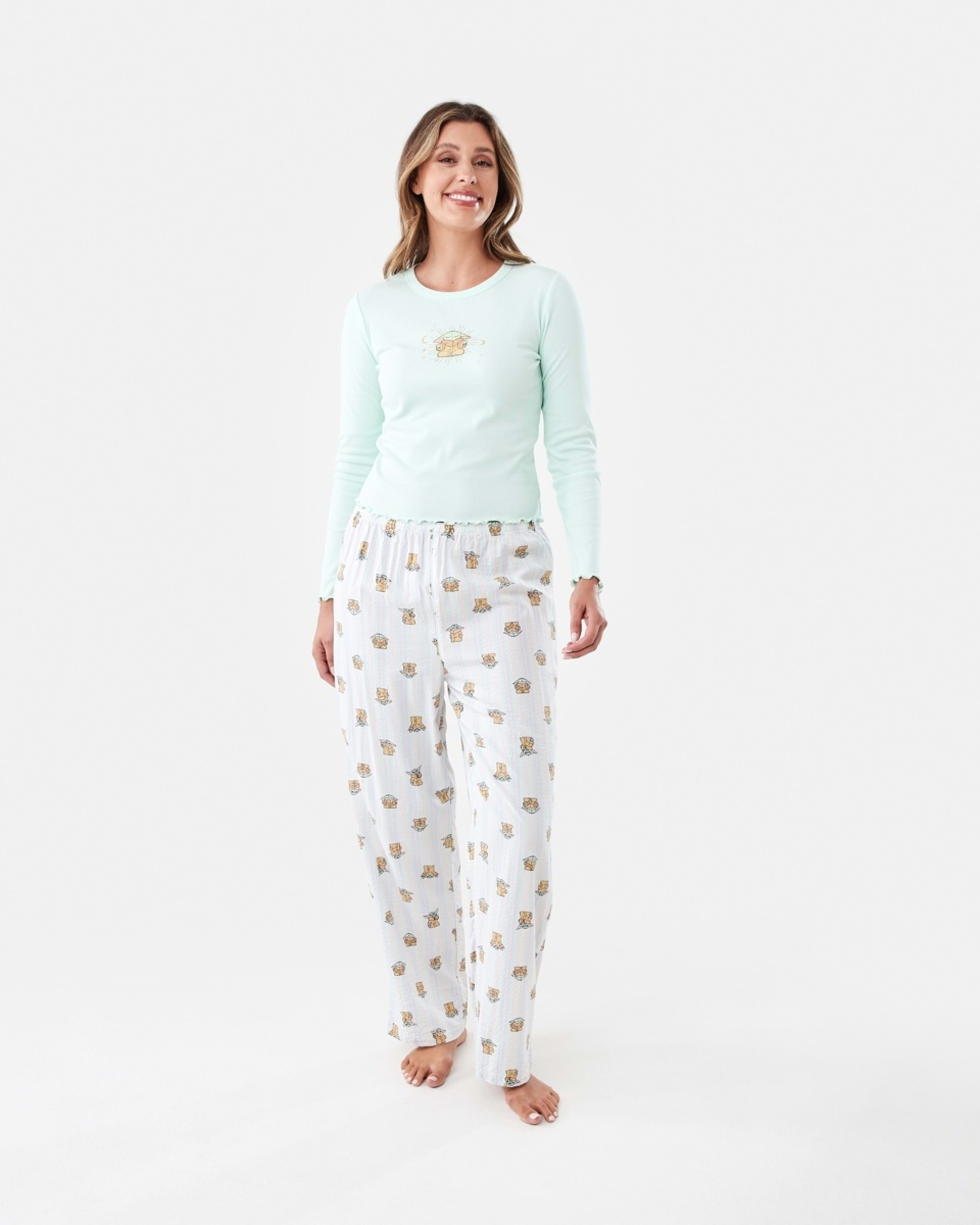 1 Star Wars Grogu License Long Sleeve Knit Top and Woven Pants Pyjama Set Grogu Stri