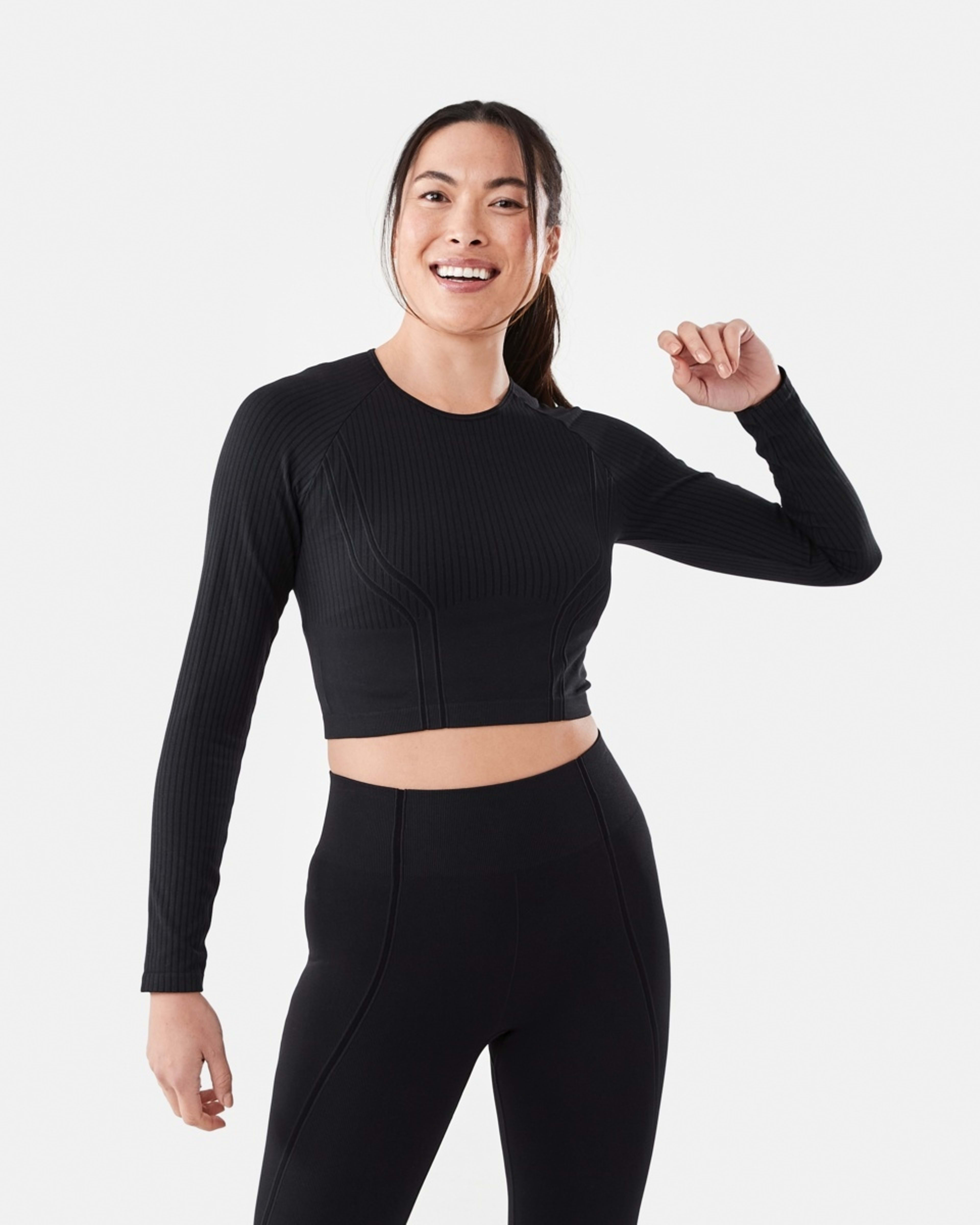 1 Active Womens Long Sleeve Seamfree Top Black, 1 of 7