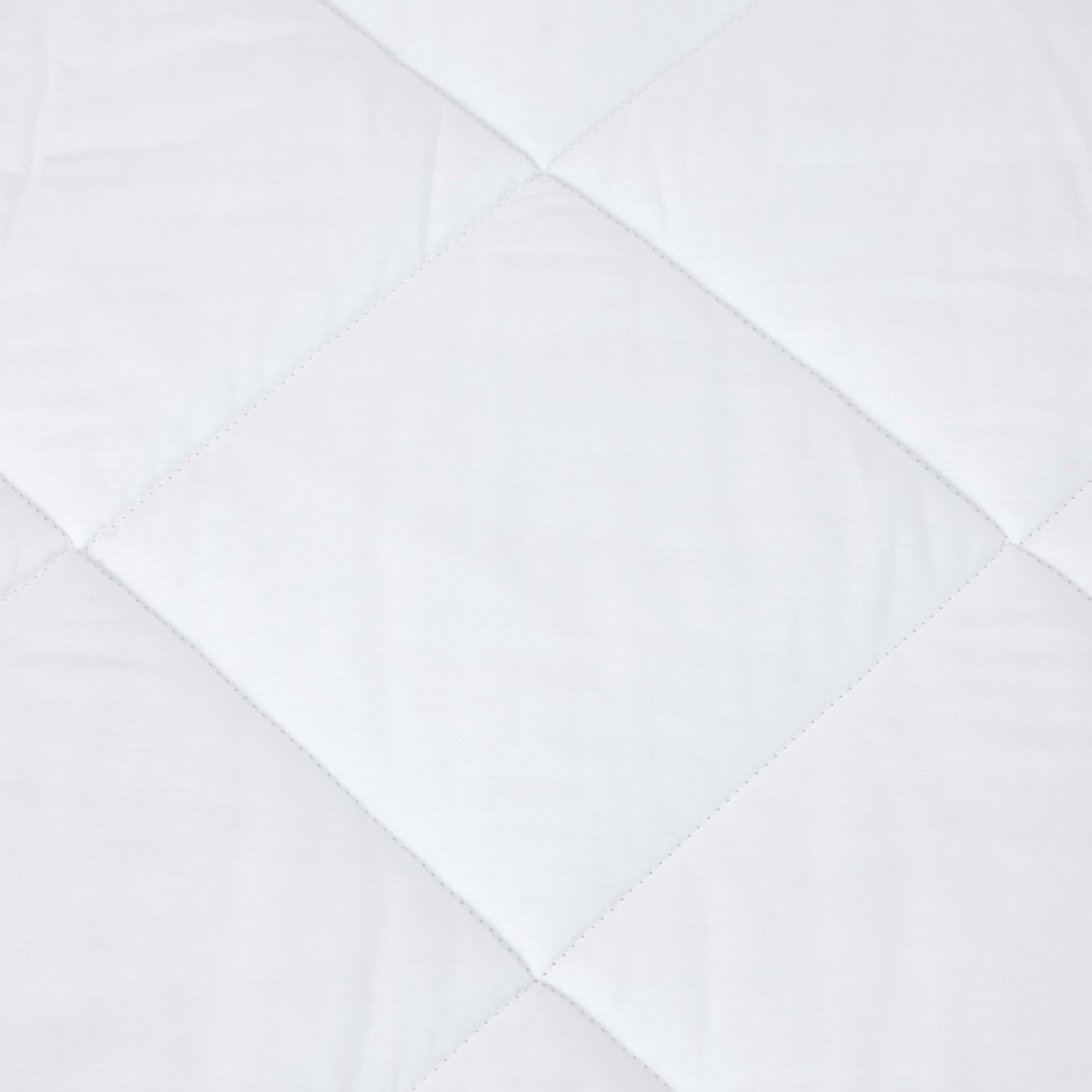 3 Winter Ultra Warmth Quilt - King Bed, White, 3 of 4