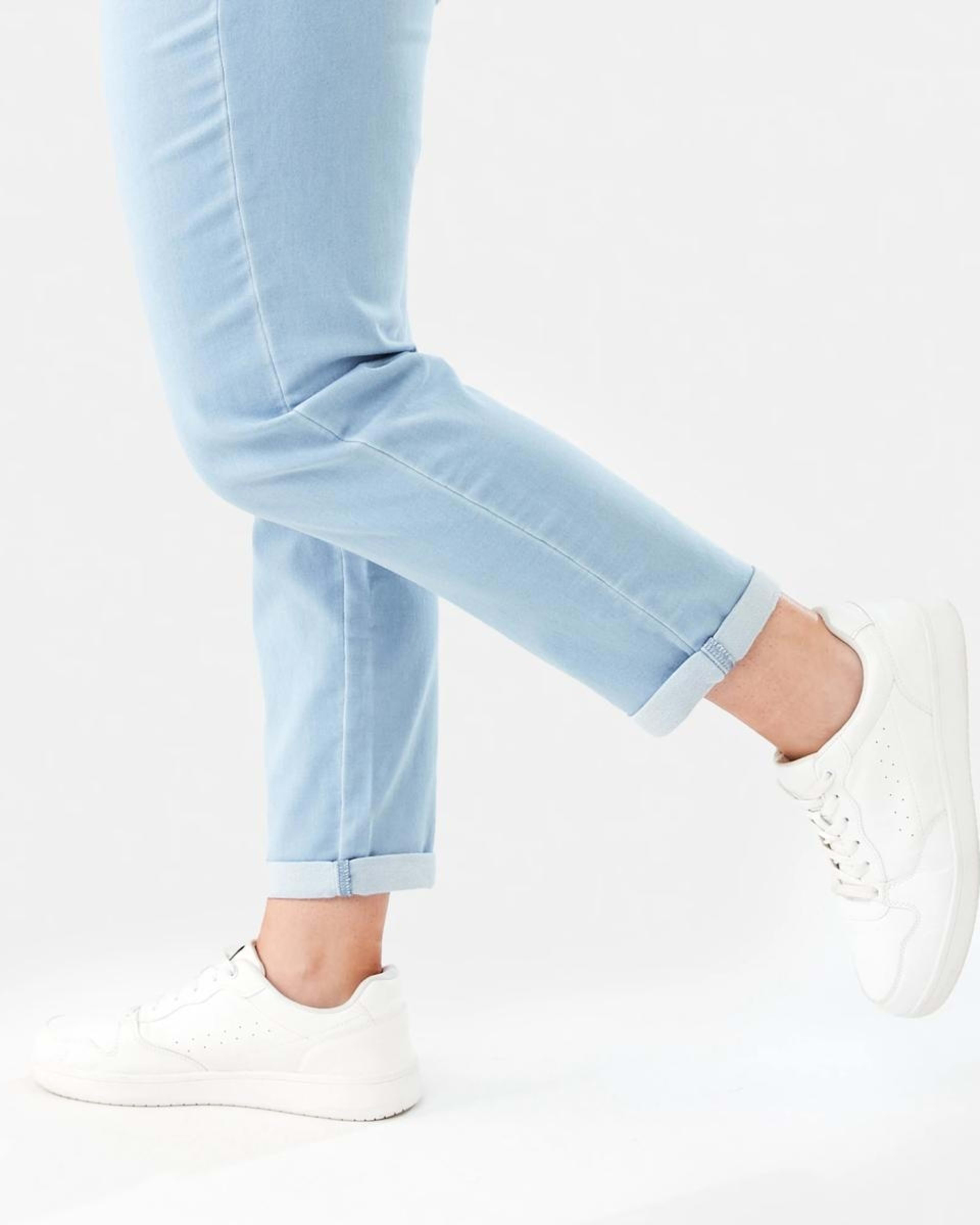 8 Jogger Jeans LIGHT WASH, 8 of 8