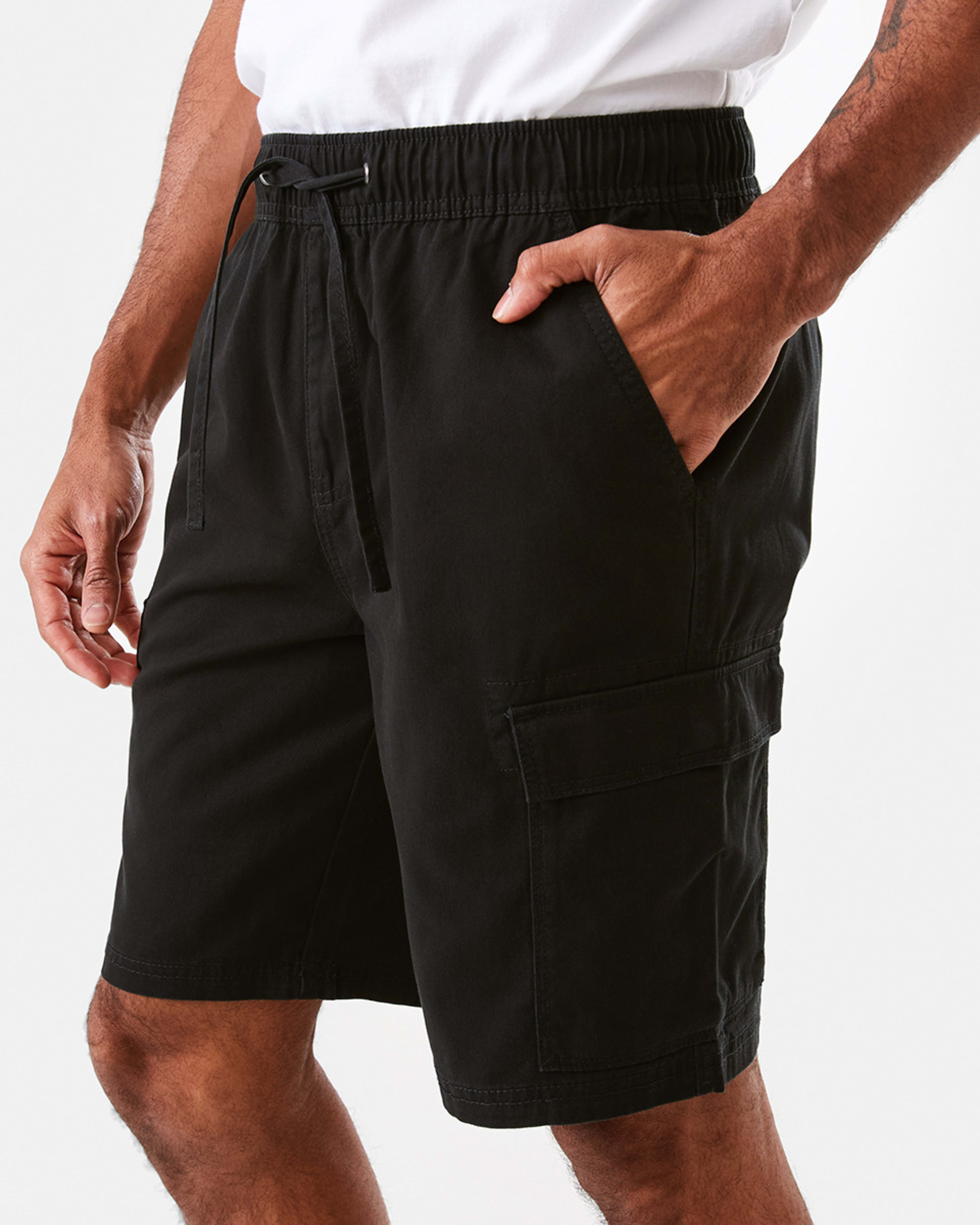 2 Elastic Waist Cargo Shorts Black, 2 of 7