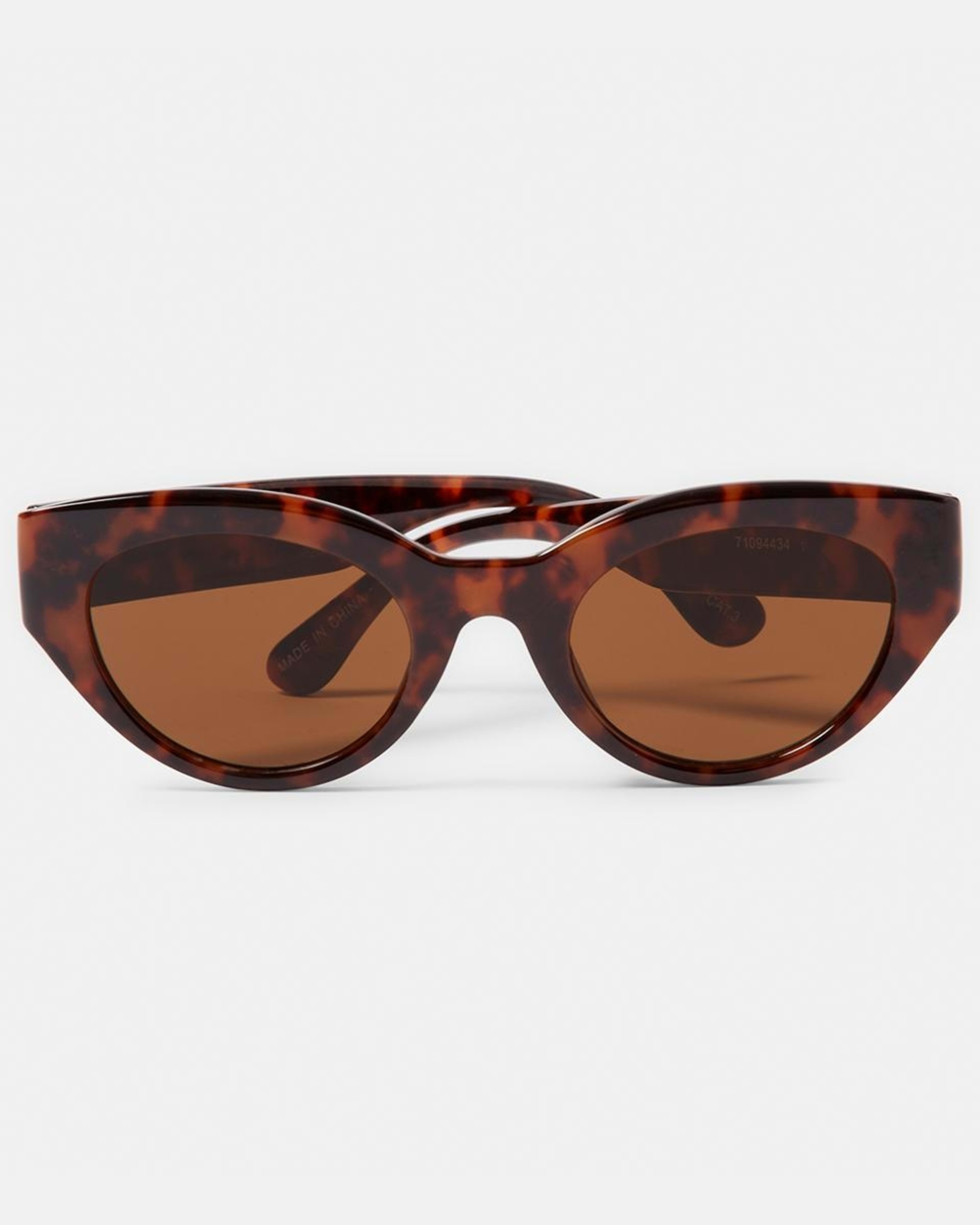 2 Basic Cateye Sunglasses Drk Tort, 2 of 6