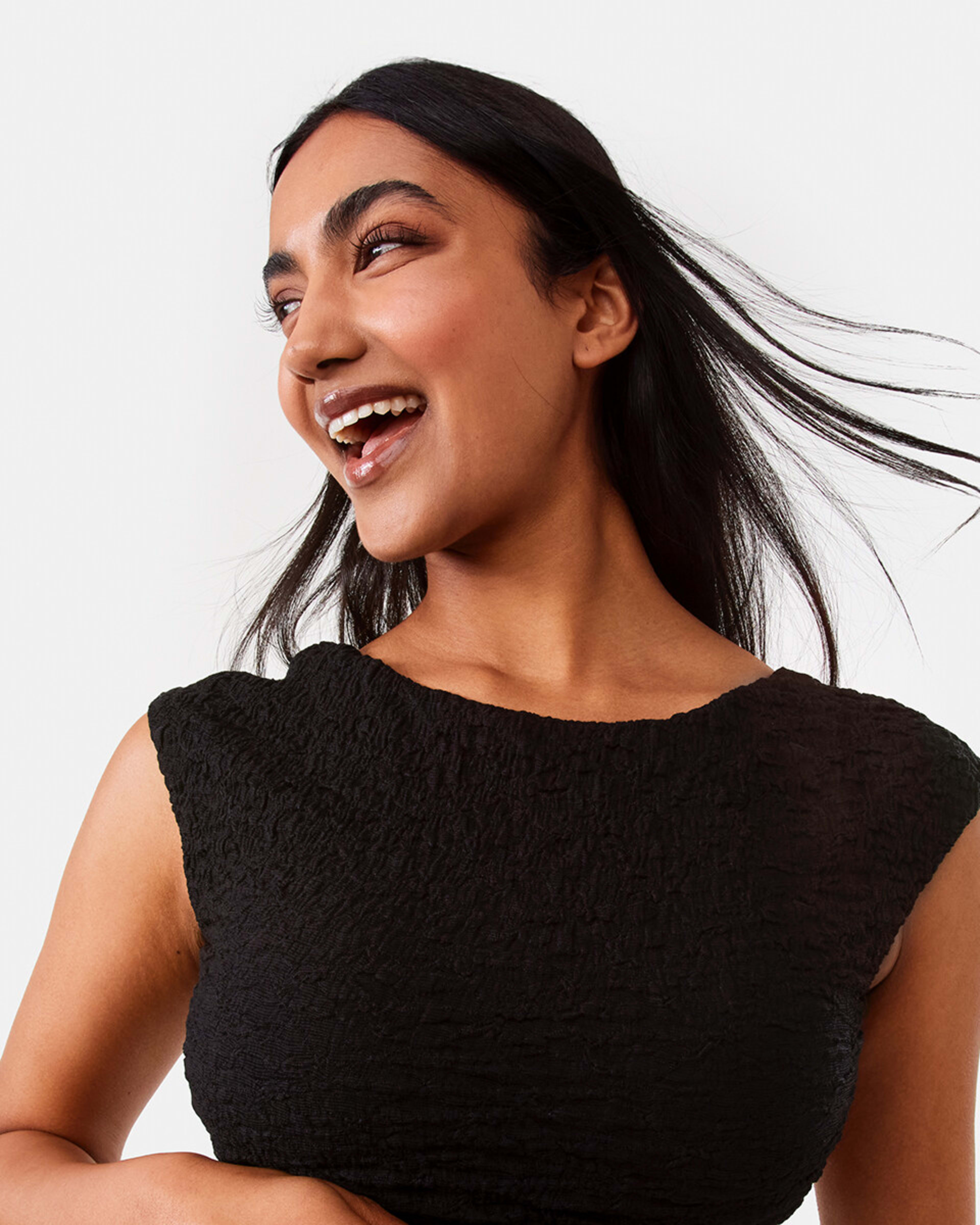5 Sleeveless Textured Open Back Top Black, 5 of 8