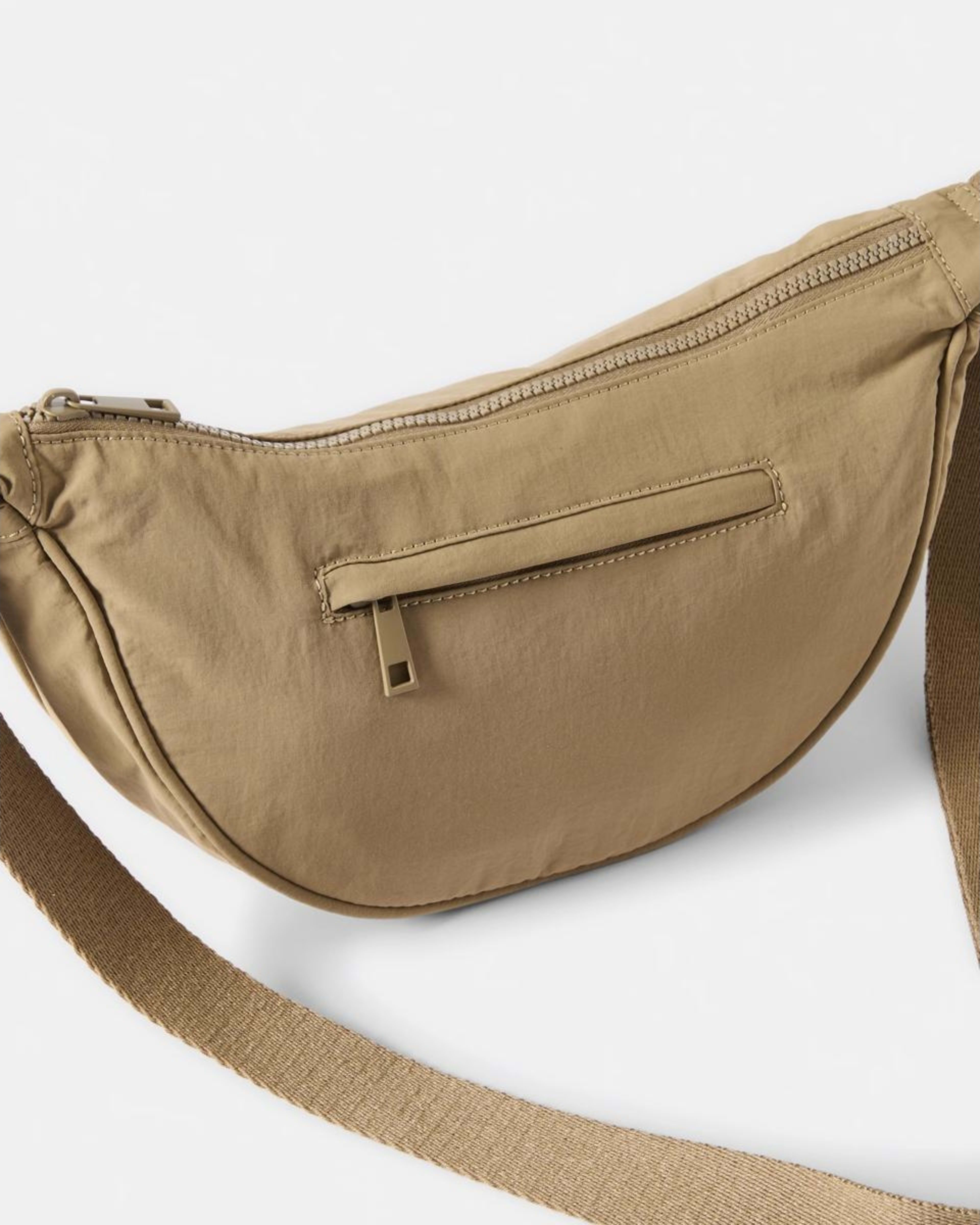 3 Urban Crescent Sling Bag Saf Khaki, 3 of 6