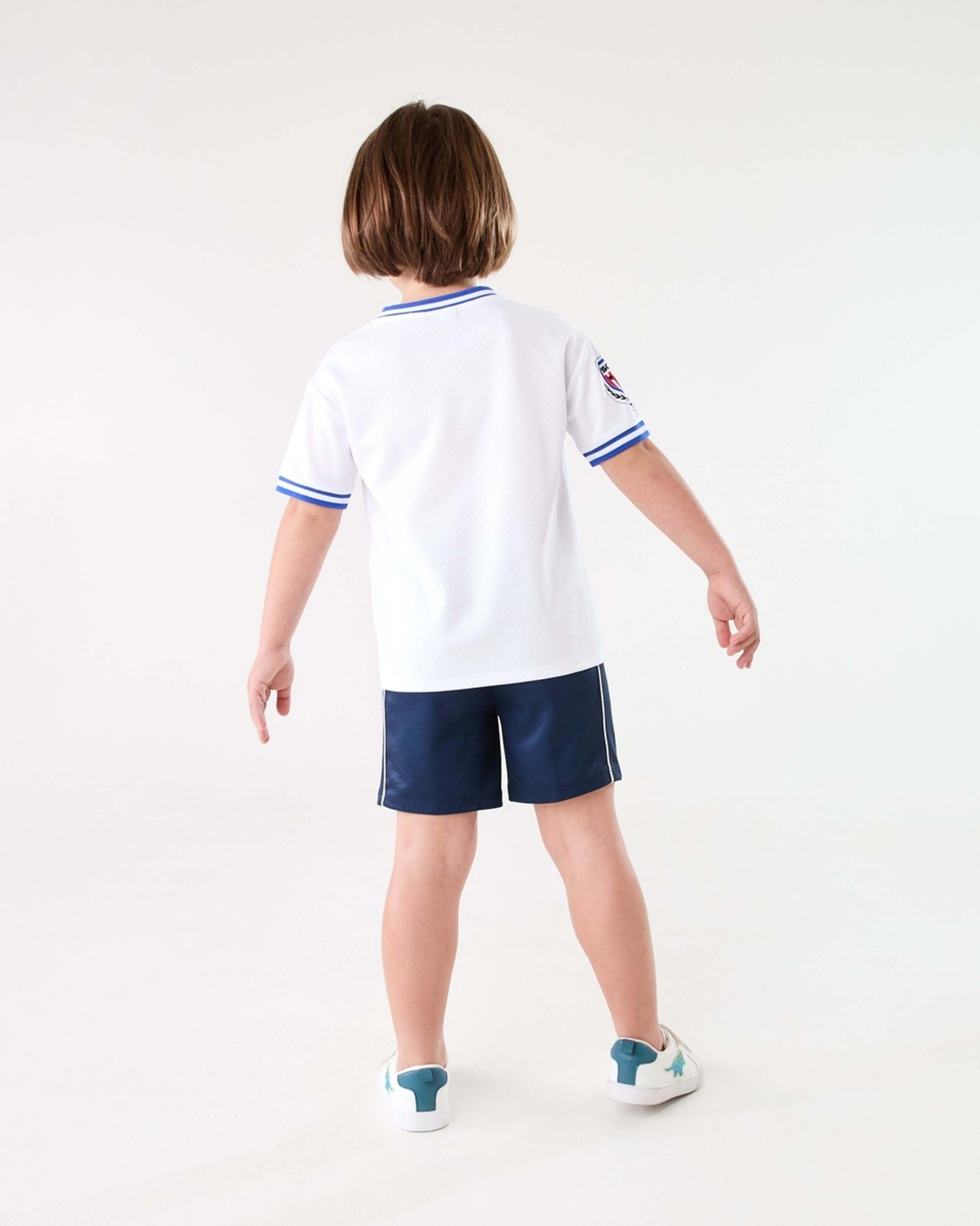 7 Sonic License Mesh Shorts SONIC PLAYS SOCCER 91, 7 of 7