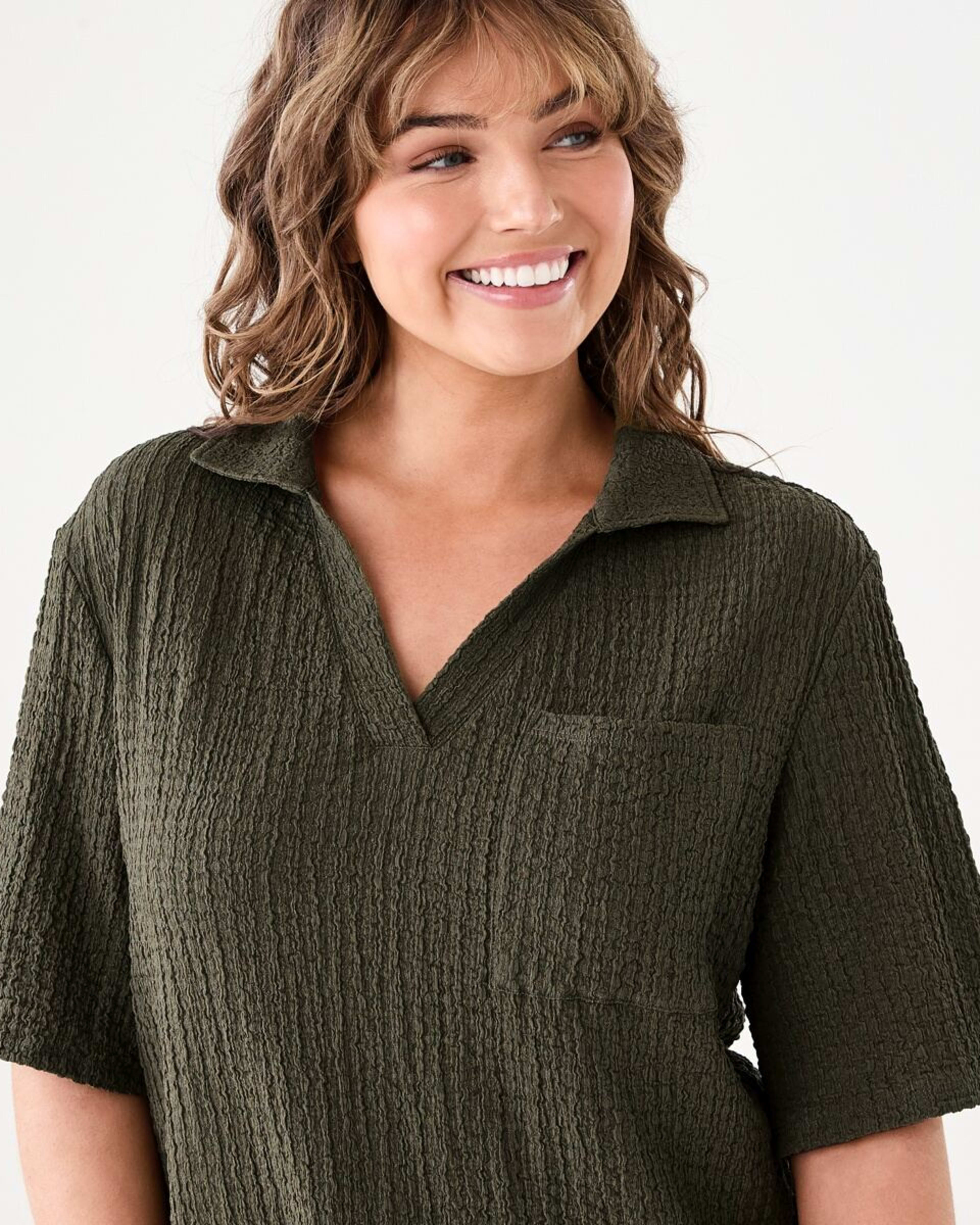 4 Short Sleeve Textured Polo Top BURNT OLIVE, 4 of 6