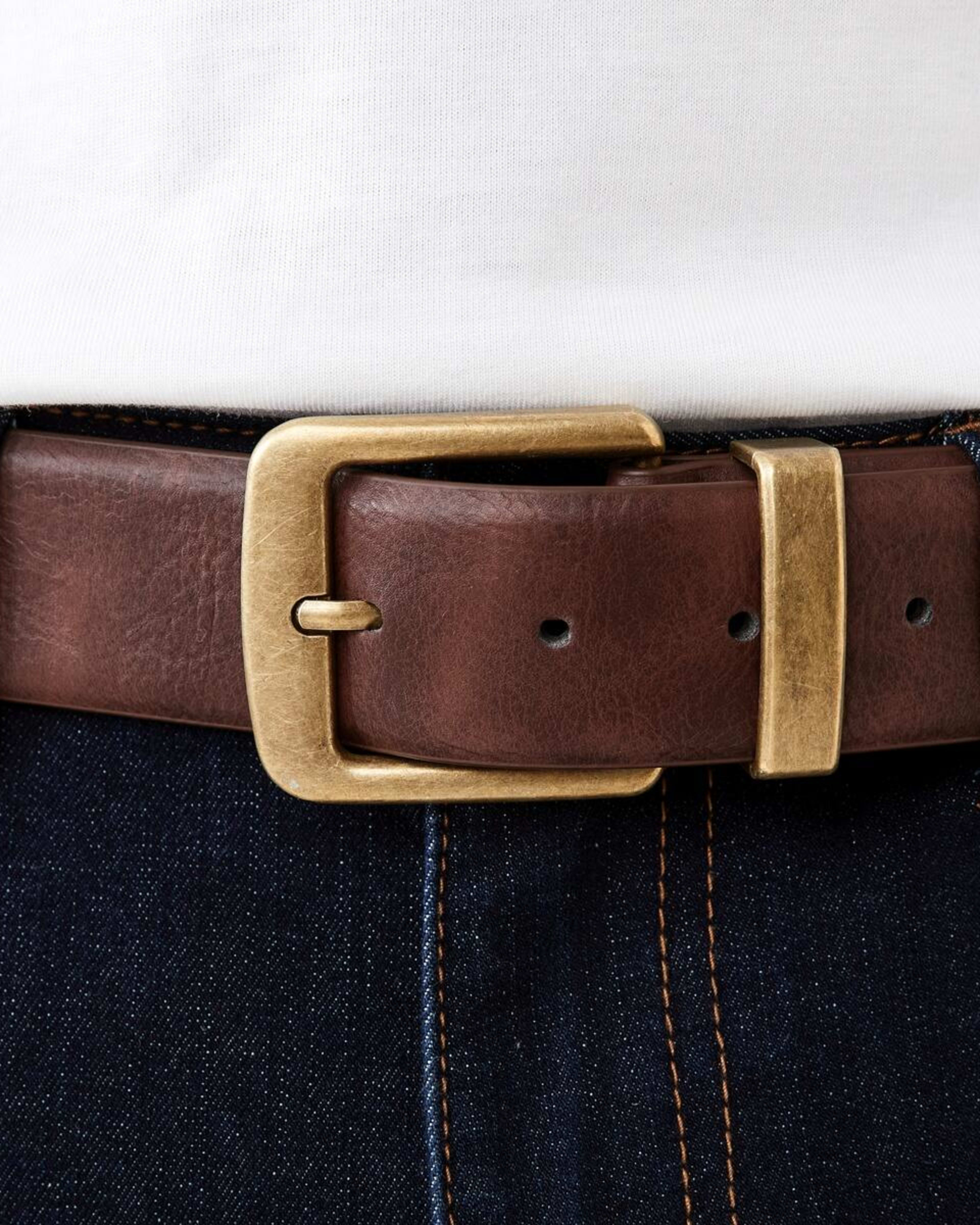 3 Casual Brass Buckle Belt Chocolate, 3 of 3