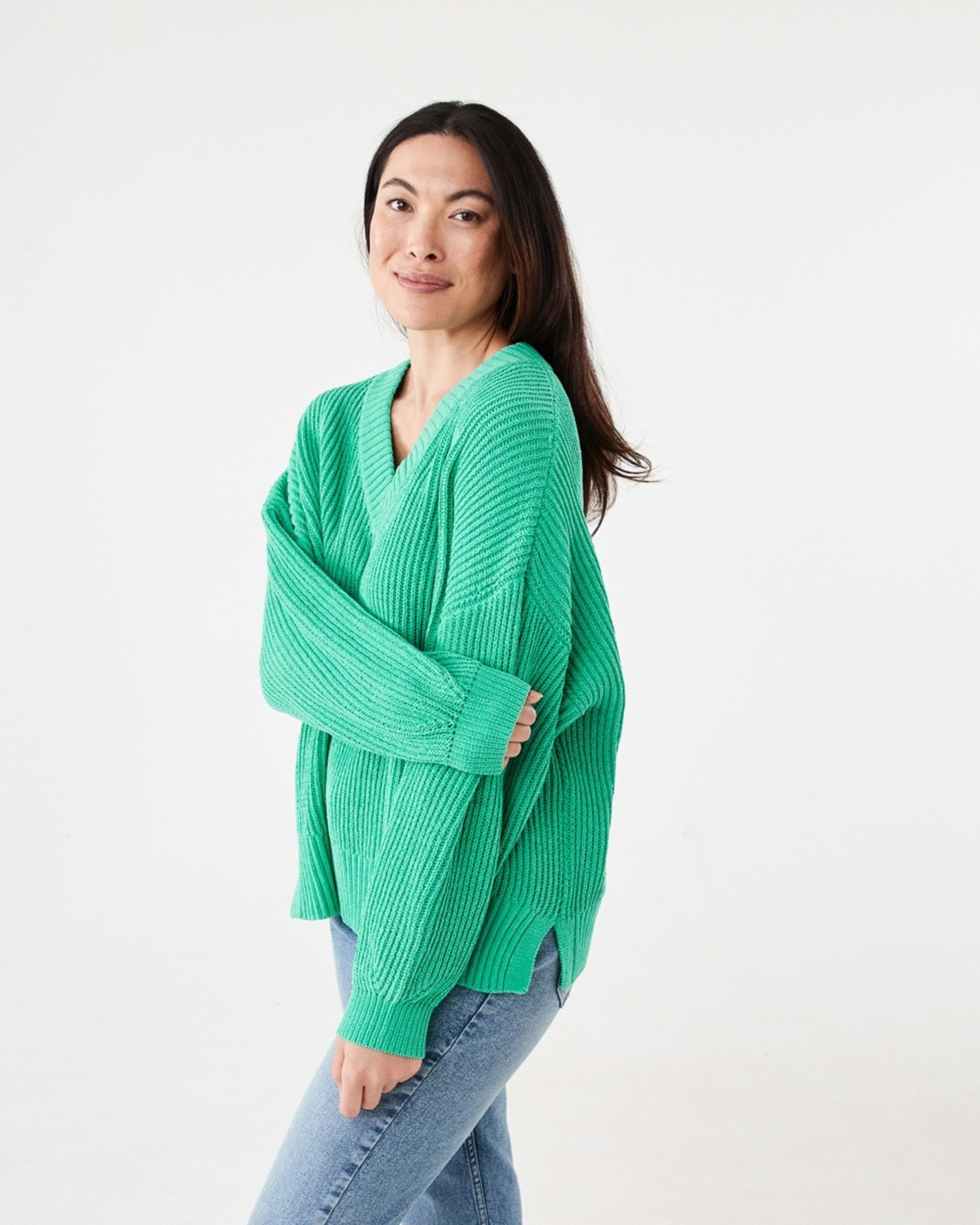 2 Chenille V-Neck Jumper SIMPLY GREEN, 2 of 5