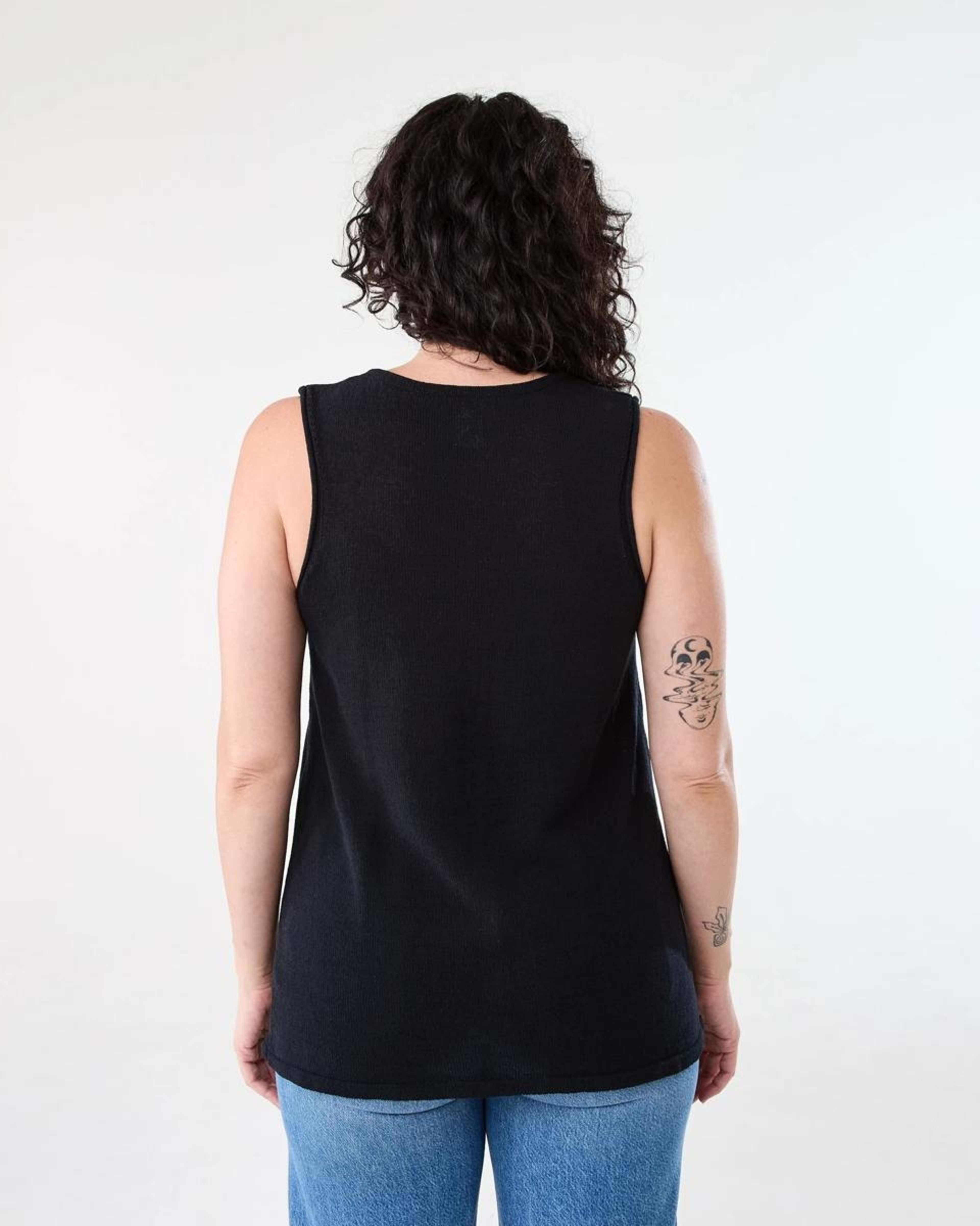 3 Sleeveless Longline Vest BLACK, 3 of 6