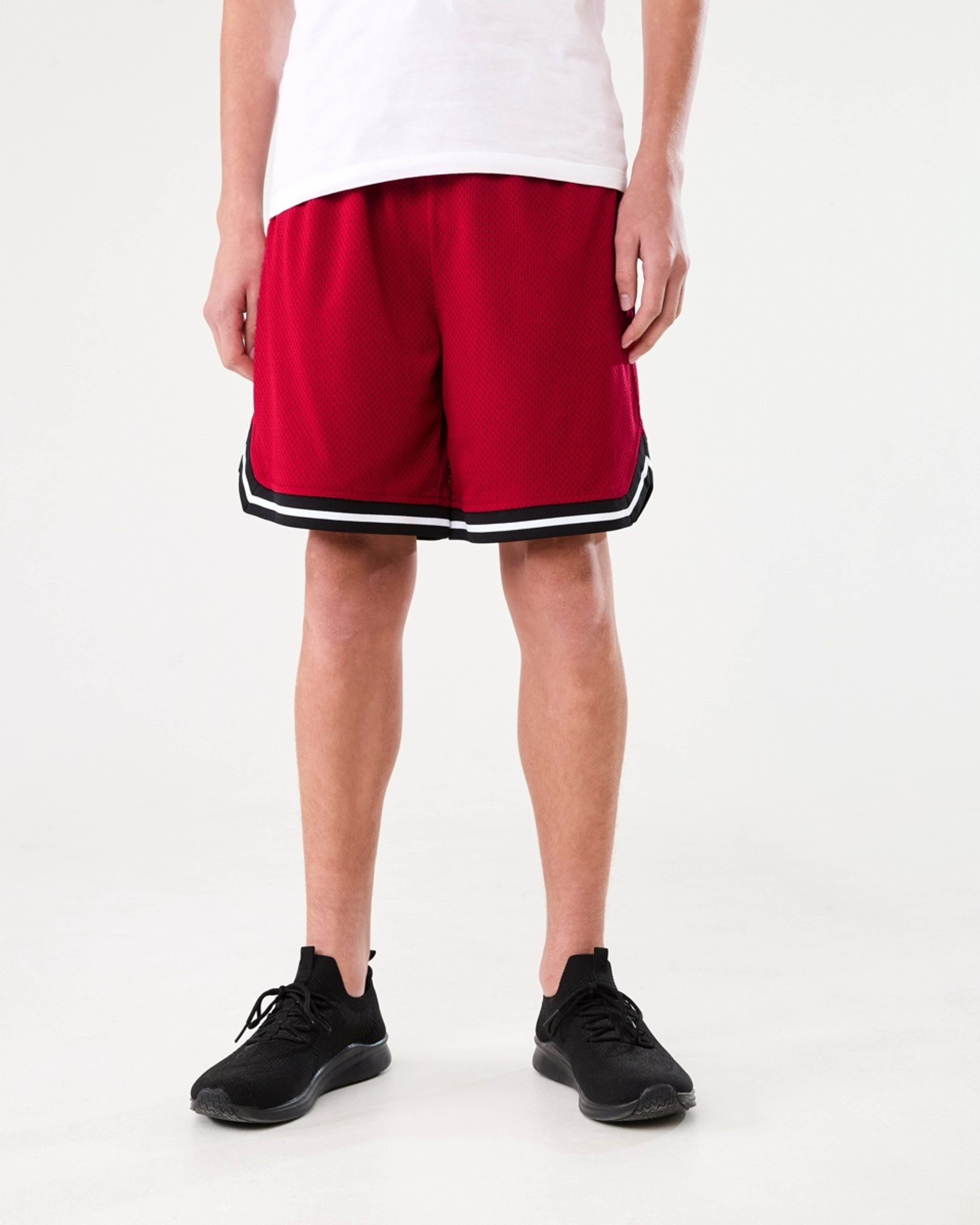 1 Active Kids Mesh Shorts URBAN MID RED, 1 of 7