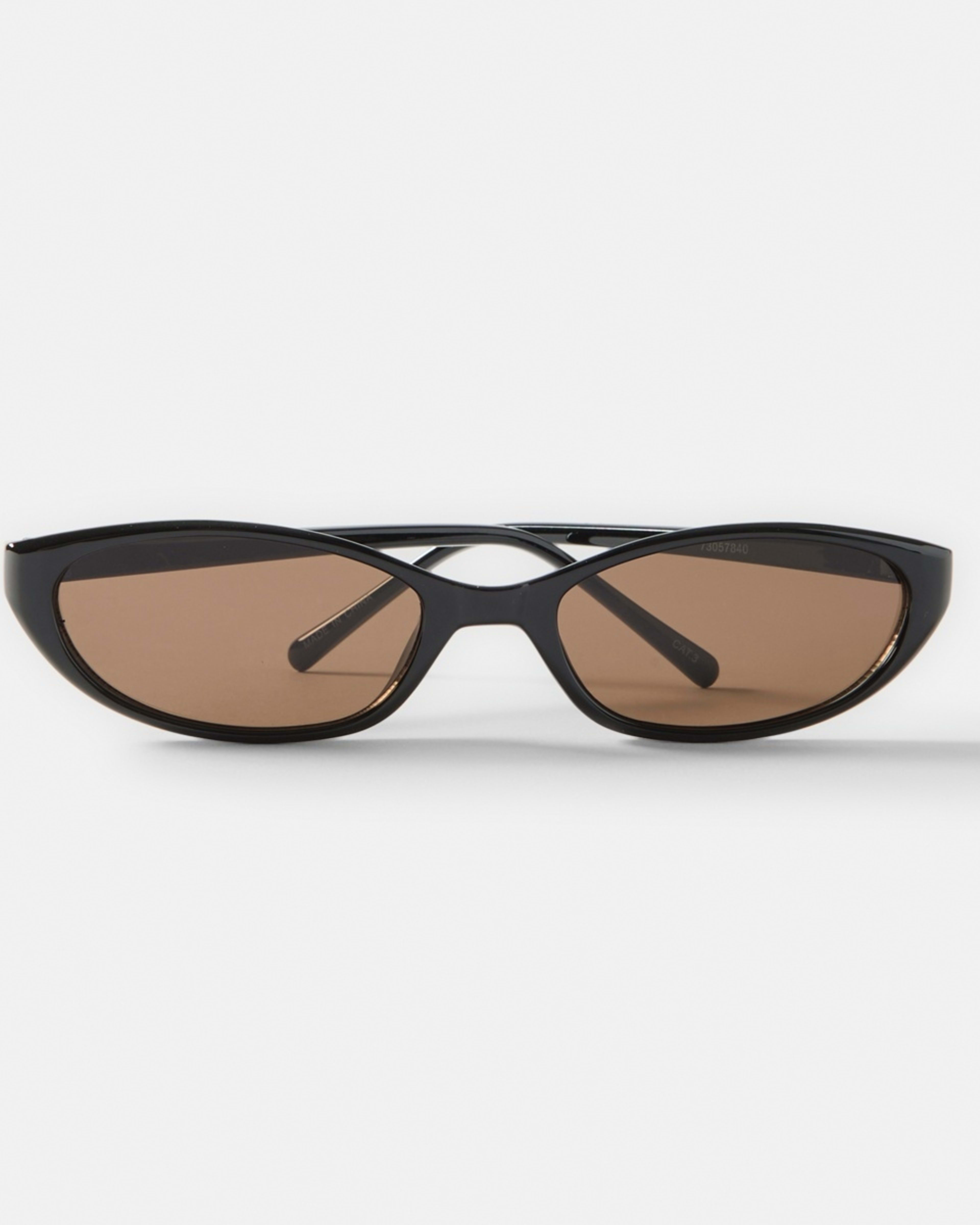2 Thin Cat Eye Sunglasses Black, 2 of 6