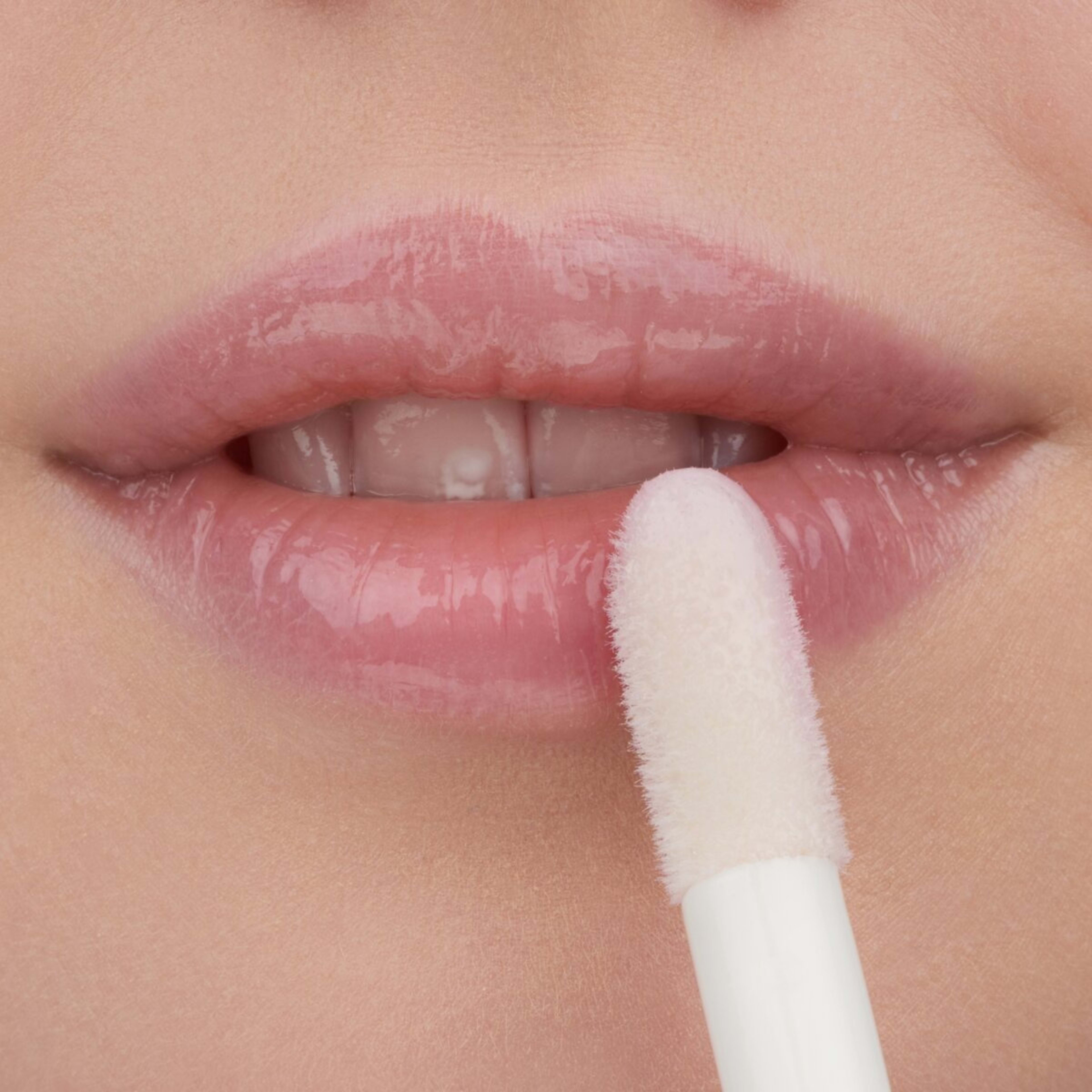 4 Essence Hydra Kiss Lip Oil - Pink 01, 4 of 5