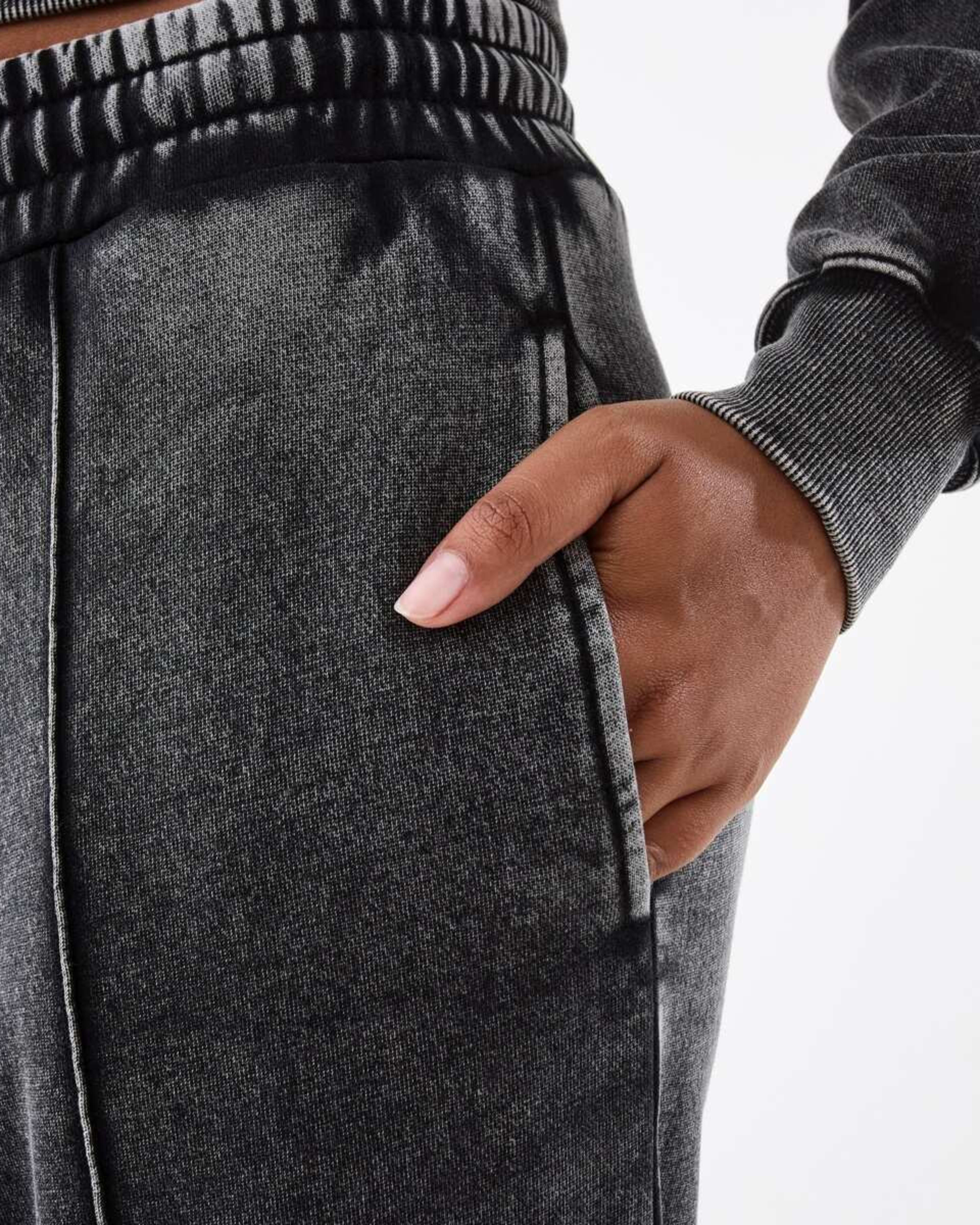 6 Washed Straight Leg Trackpants Black, 6 of 6