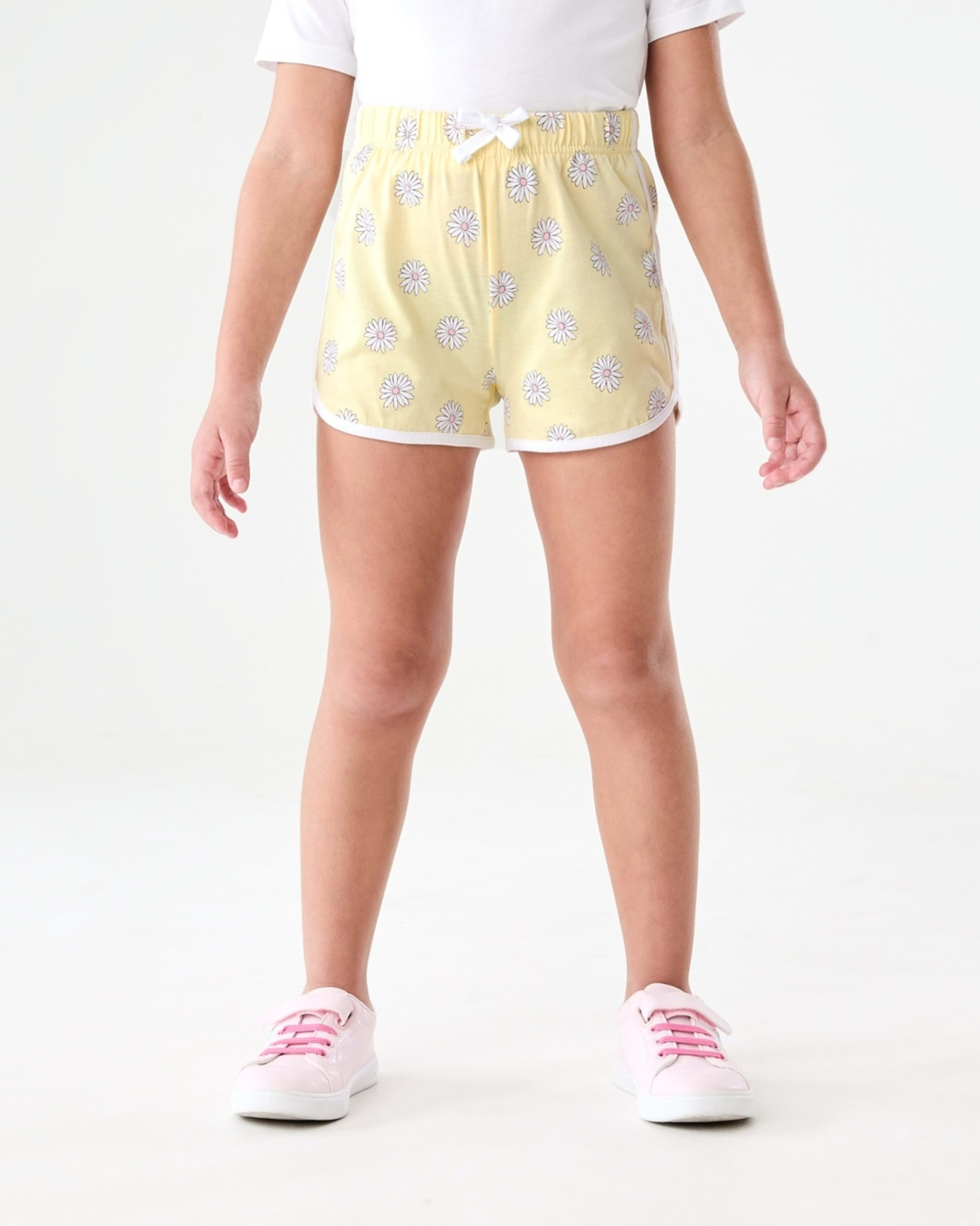 1 Print Jersey Shorts BLOOMING DAISIES BUTTER CREAM