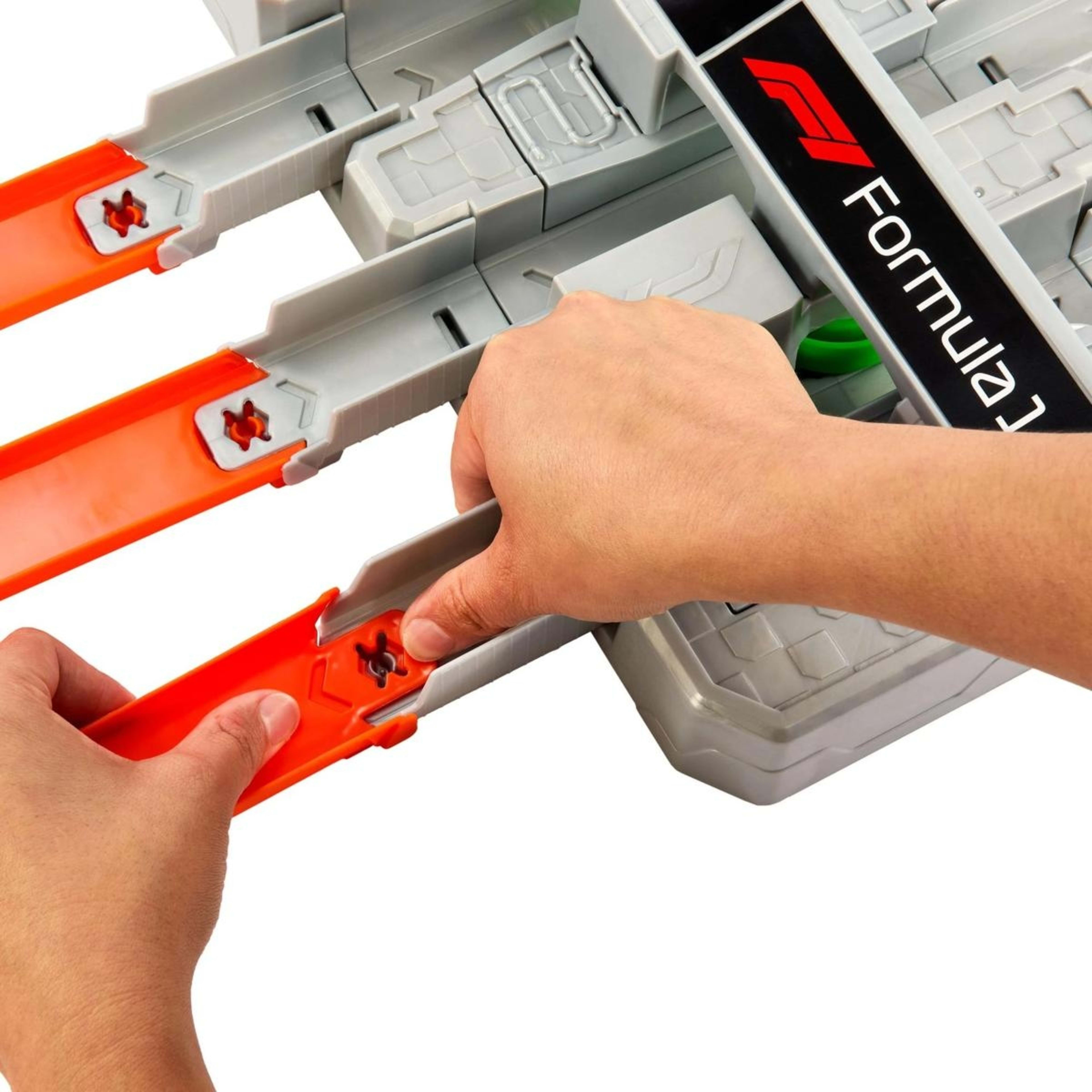 4 Hot Wheels Racing Formula 1 Grand Prix Circuit Track Set, 4 of 7