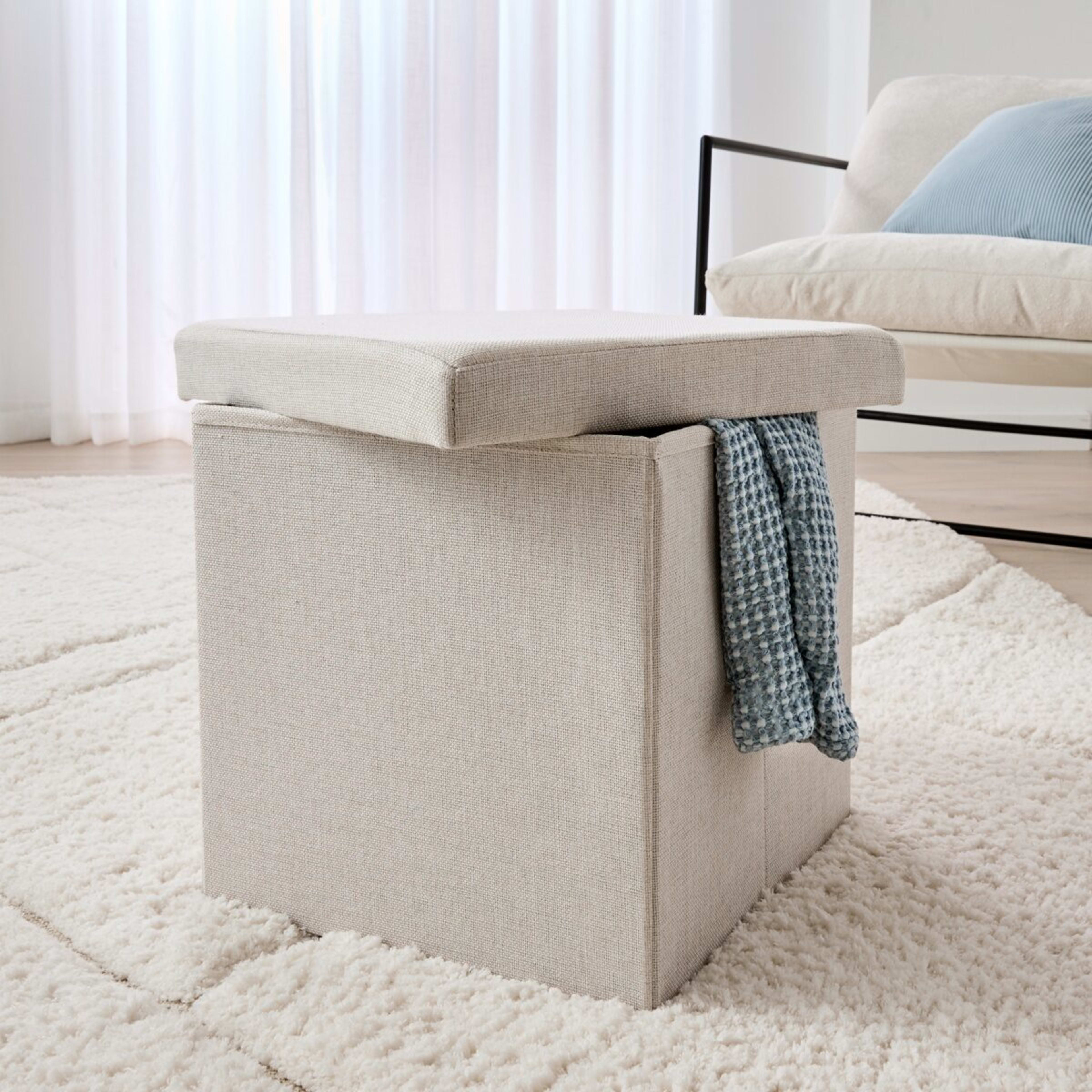 1 Square Storage Ottoman