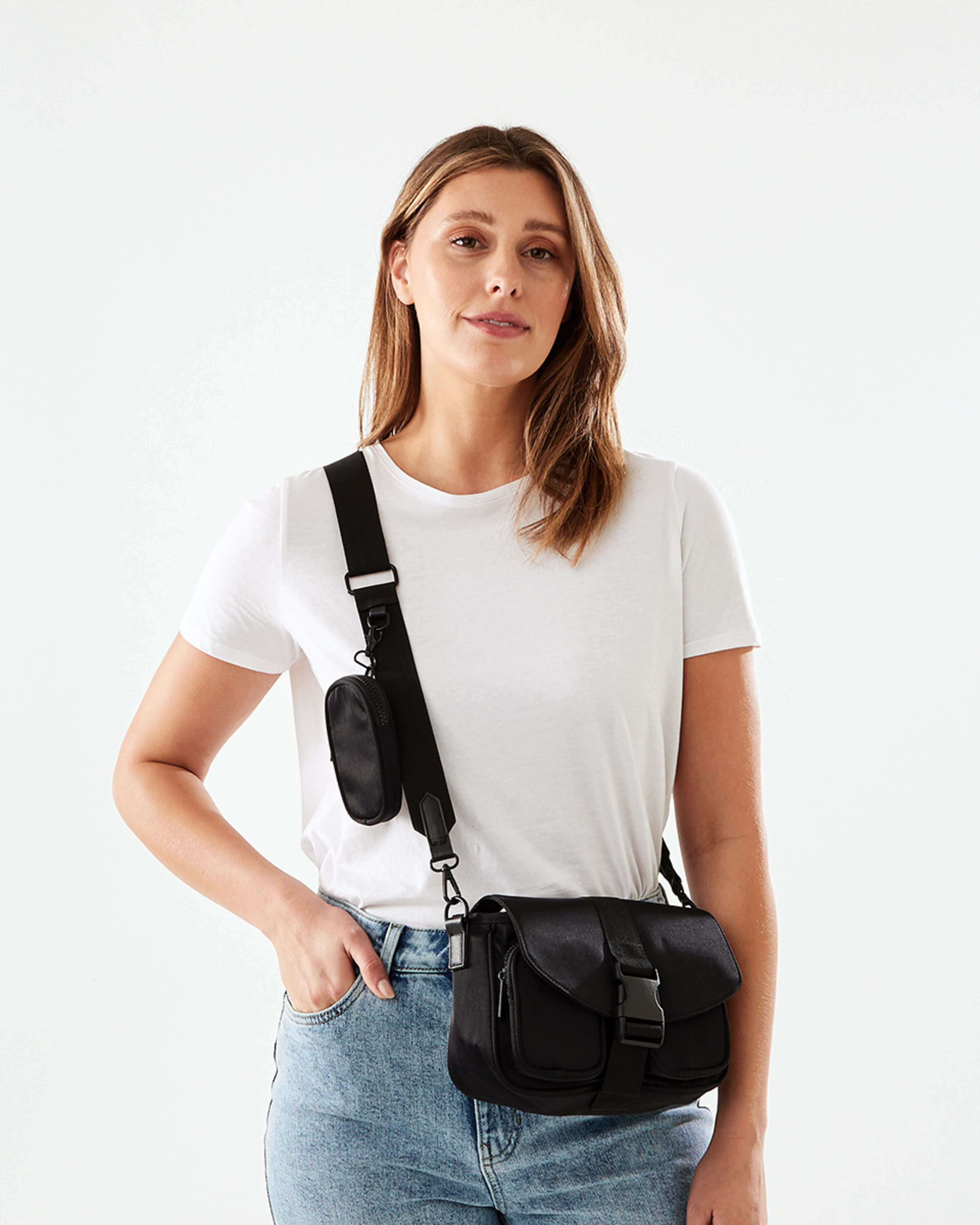 5 Urban Utility Crossbody Bag Black, 5 of 7