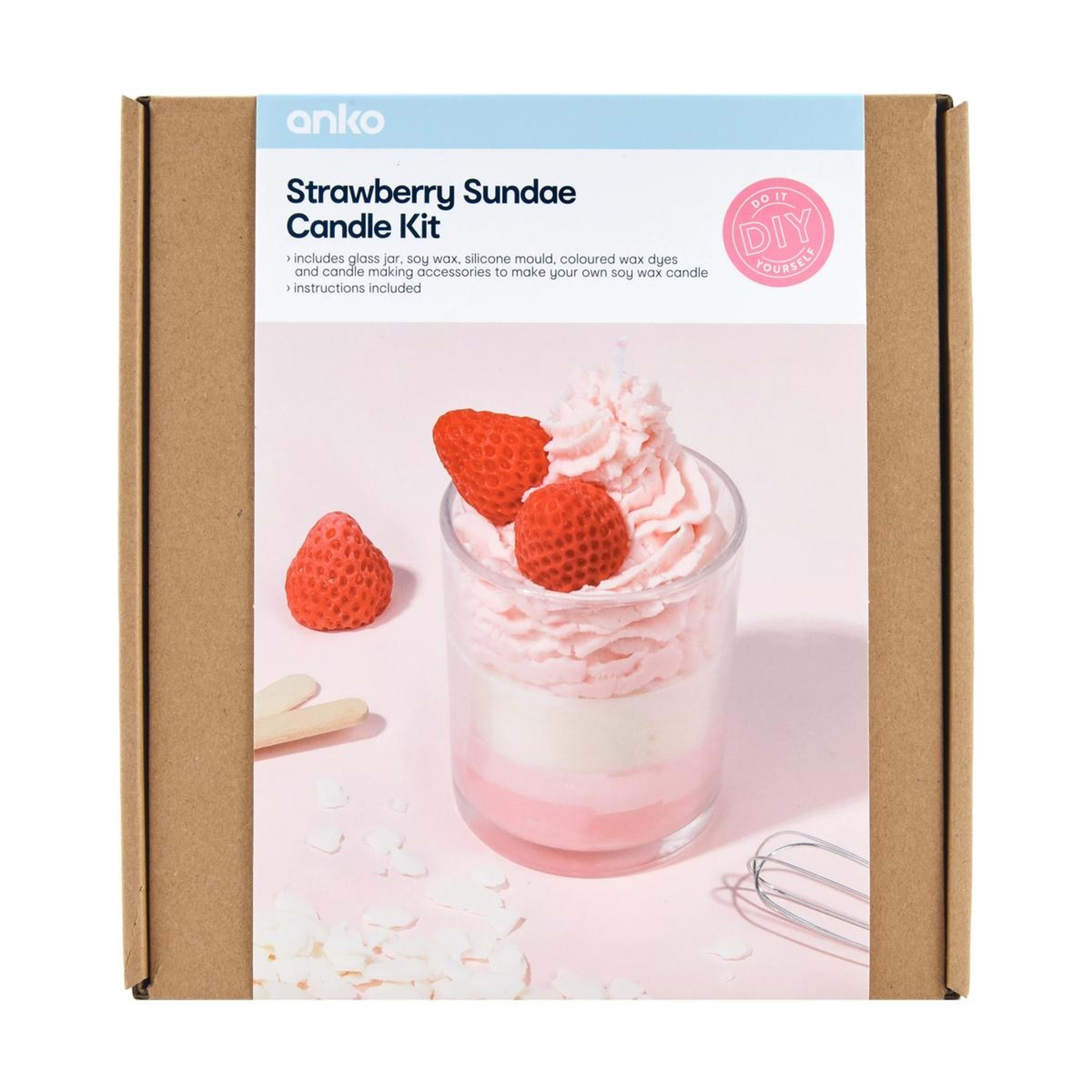 1 DIY Strawberry Sundae Candle Kit
