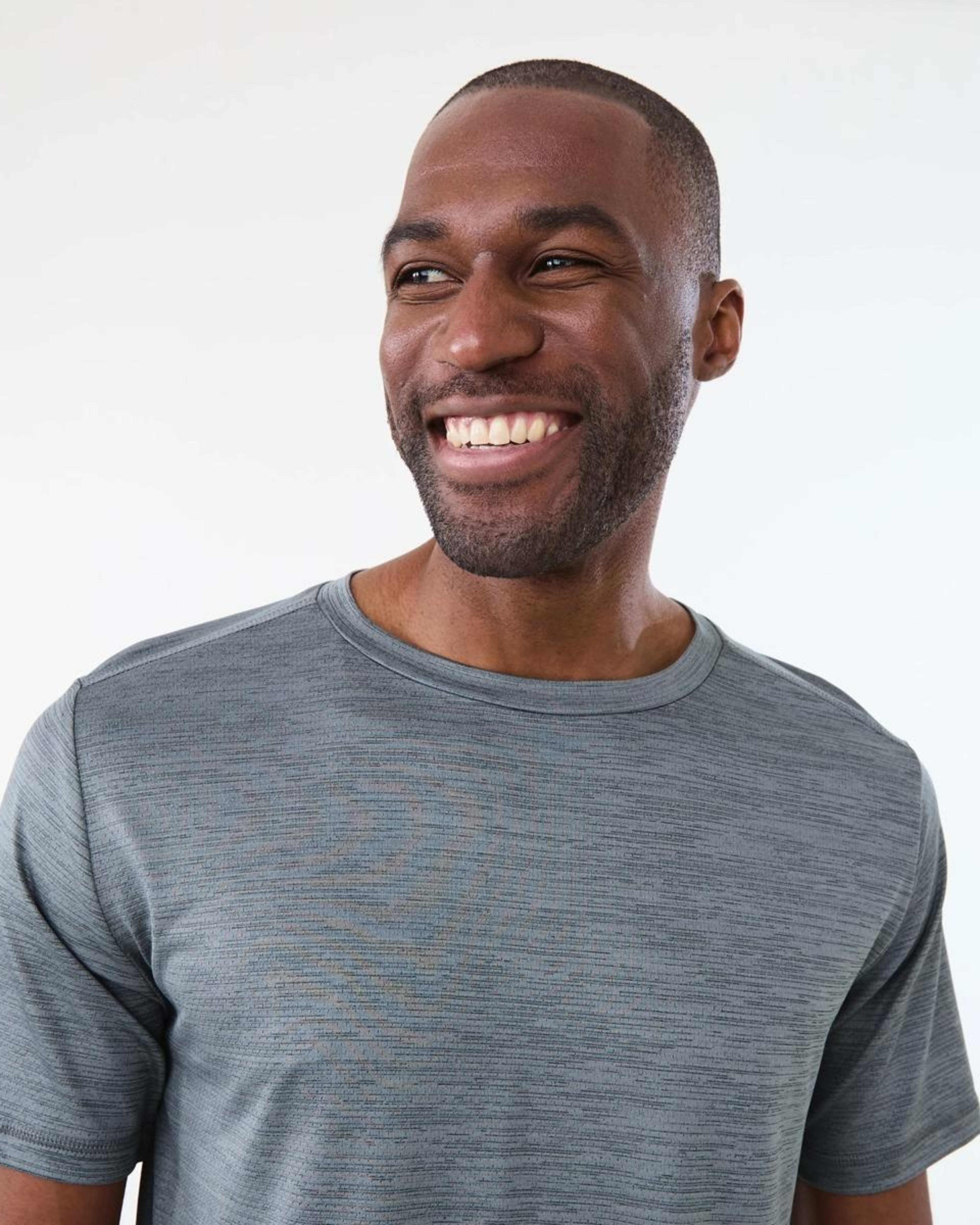 4 Active Mens Crew Neck Cationic T-shirt QUIET SHADE, 4 of 5