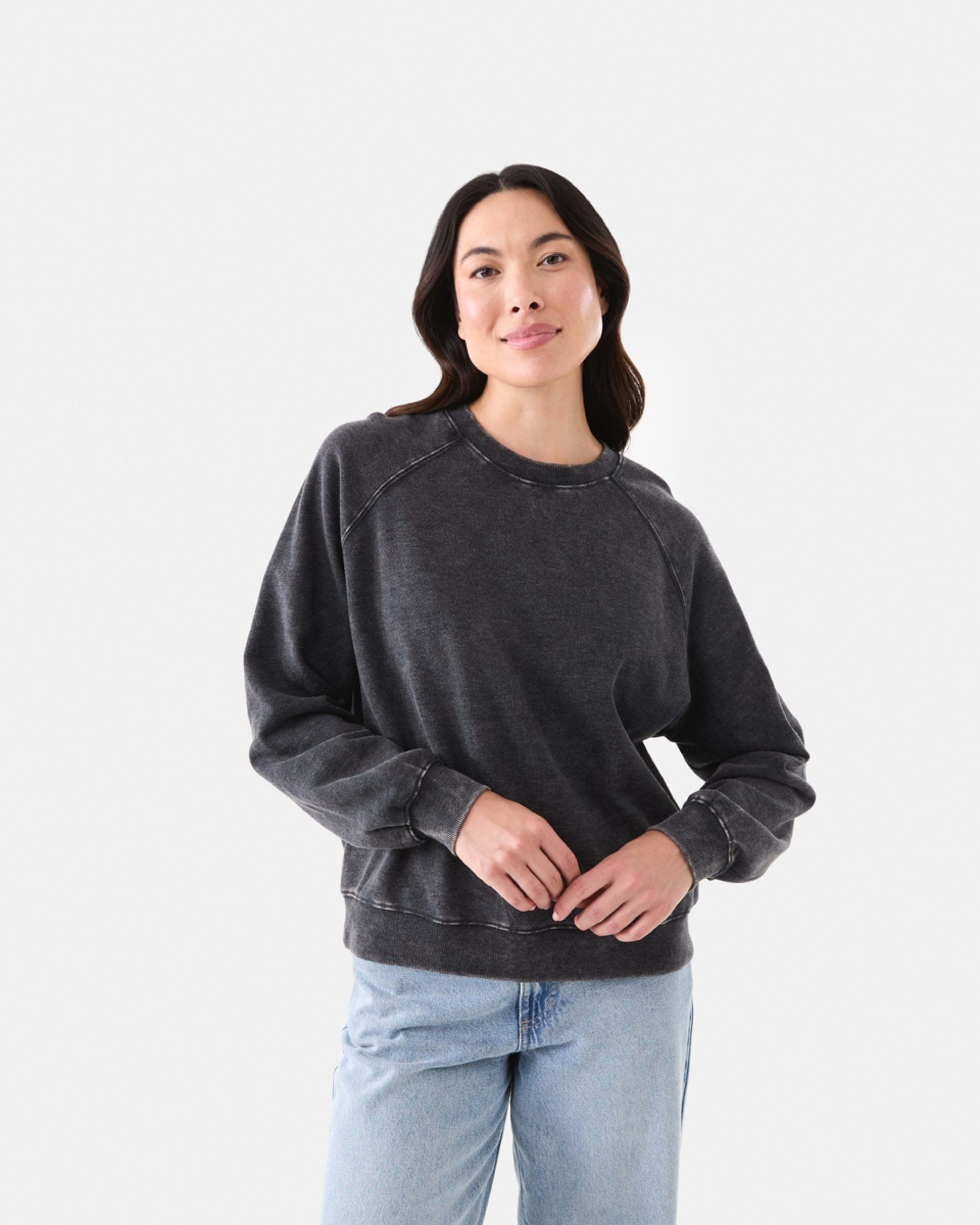 1 Long Sleeve Washed Sweatshirt Black