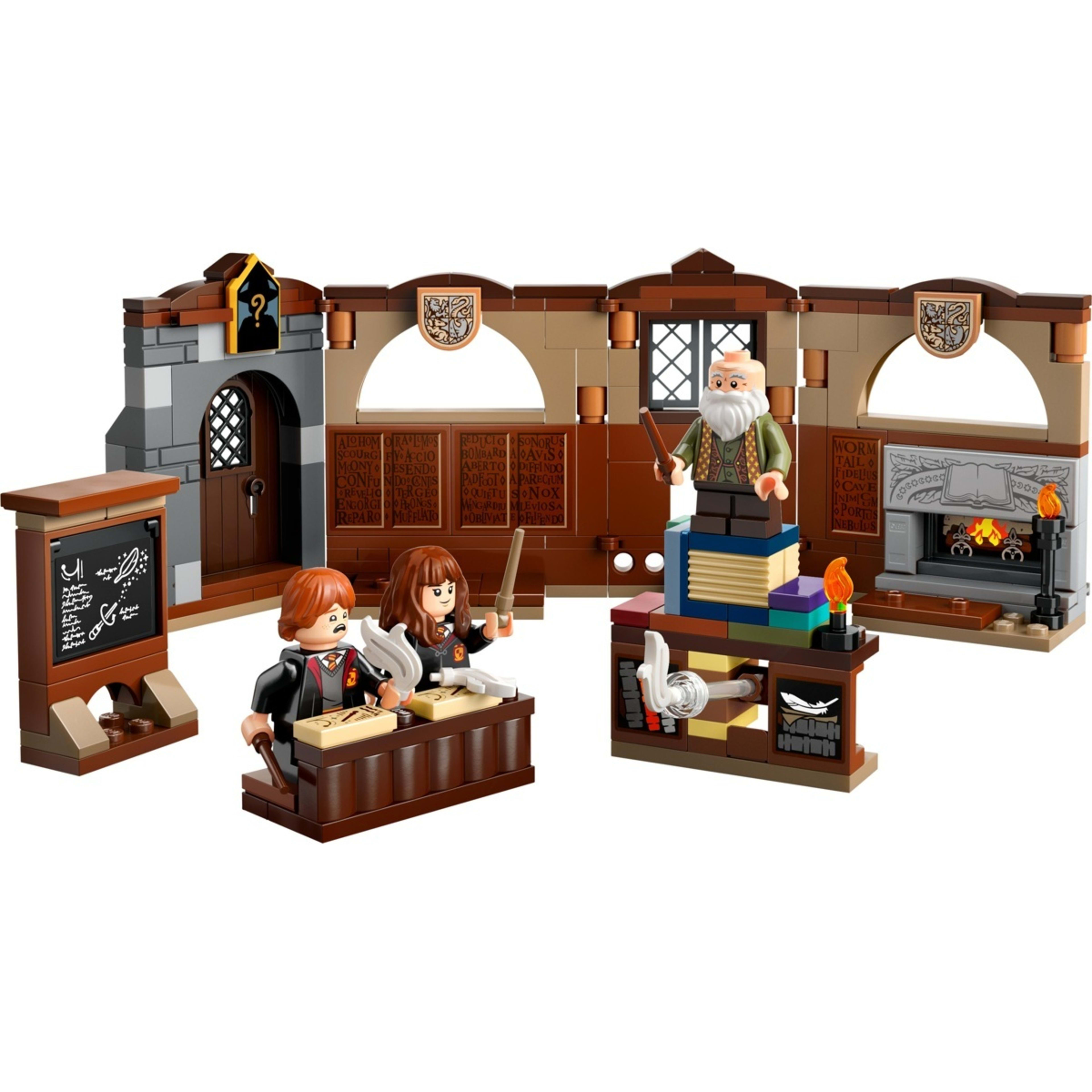 3 LEGO Harry Potter Hogwarts Castle: Charms Class 76442, 3 of 10